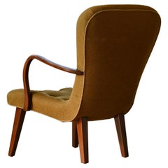 Midcentury Danish Clam Style Lounge Chair, 1950s