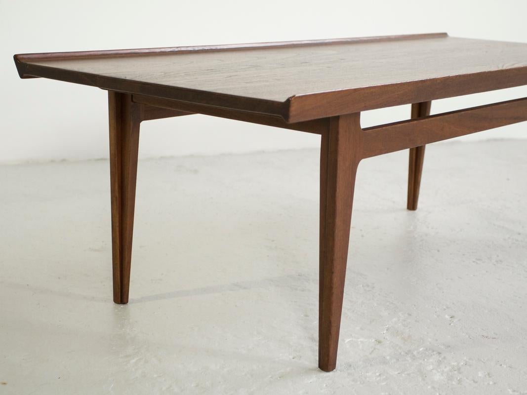 Midcentury Danish Coffee Table in Teak by Finn Juhl for France & Søn, 1960s In Good Condition In Beveren, BE