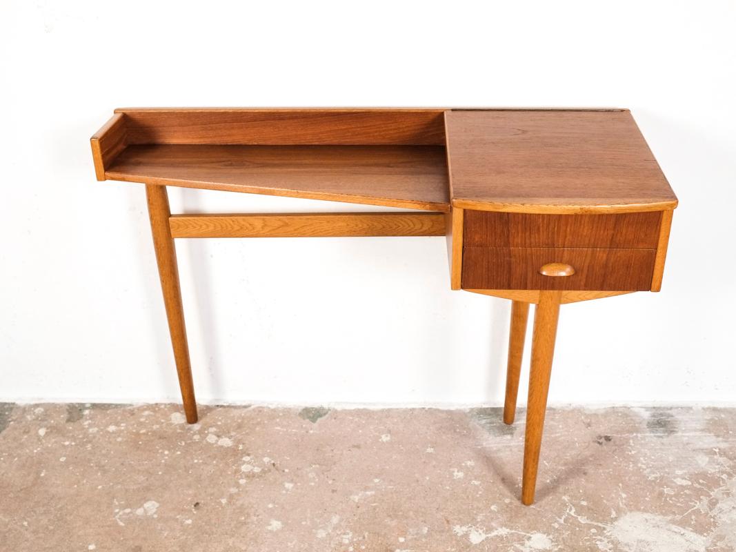 Veneer Midcentury Danish Console Table in Teak and Oak, 1960s For Sale