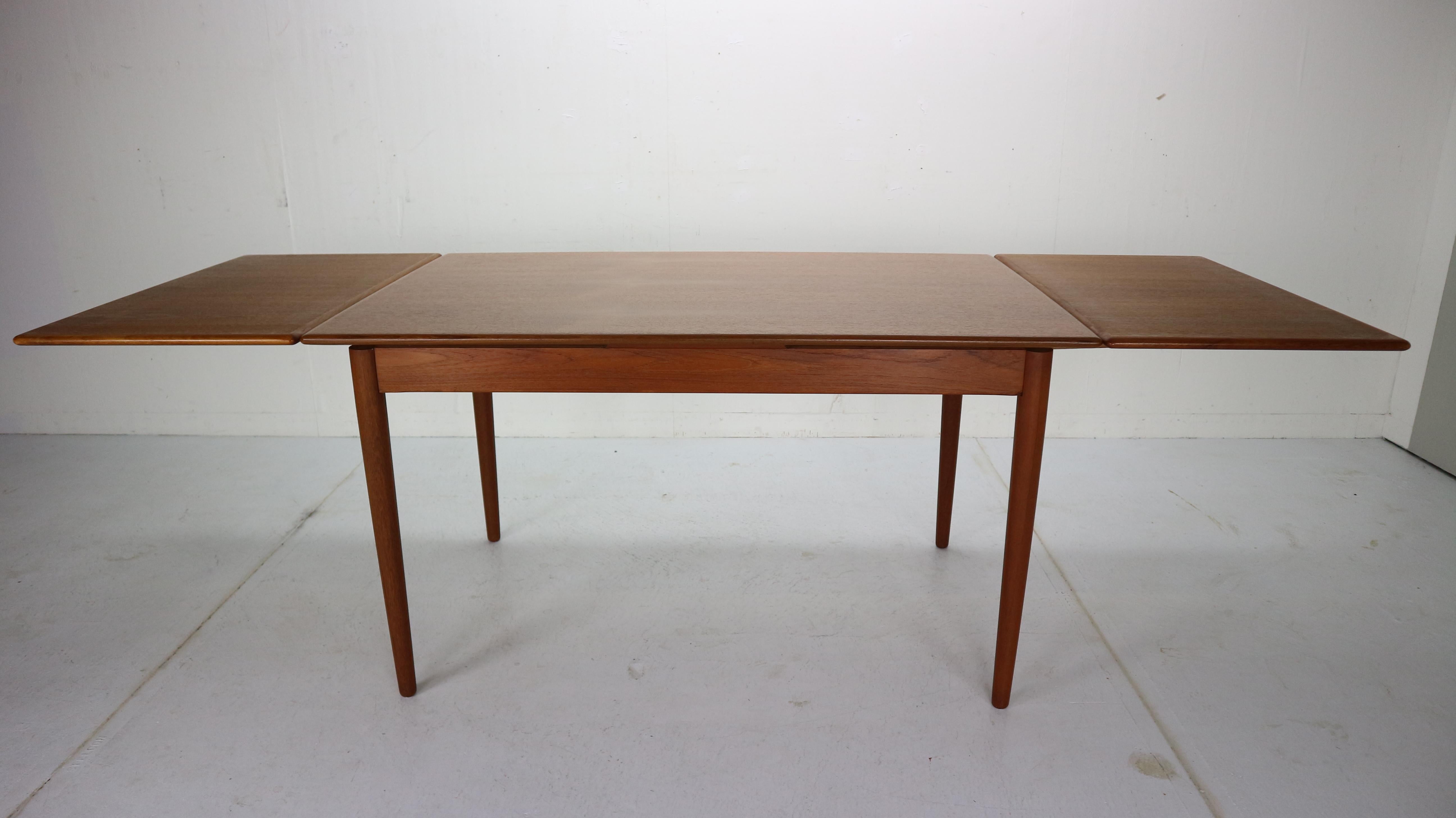 Midcentury period design extendable dining table made from teak wood. Has beautiful wood pattern and elegant legs.
Made in Denmark, 1960s.
Dimensions: 133cm - extendable 237cm.
 