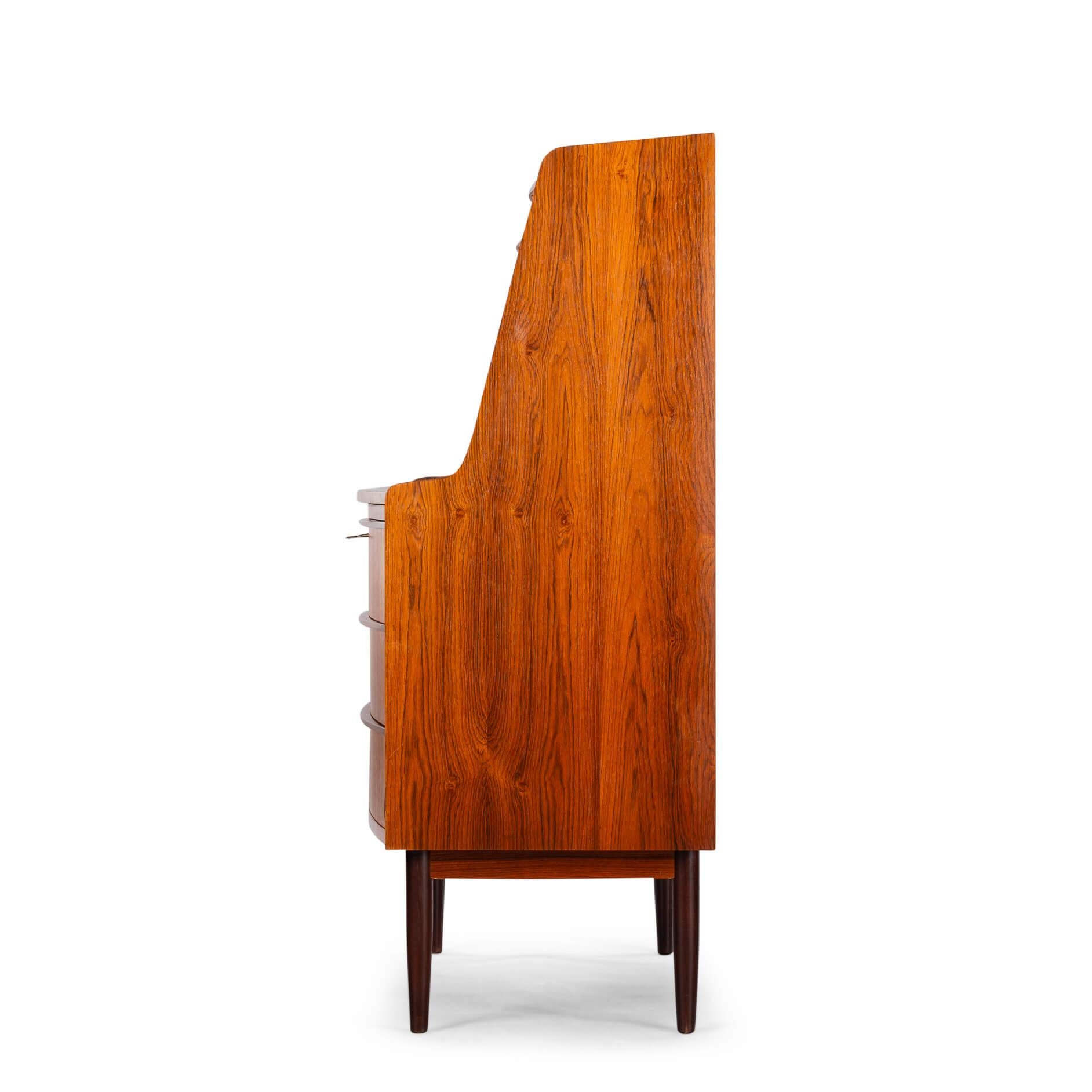 Mid-Century moderno Secrétaire in palissandro di design danese del Medioevo, anni '60 in vendita