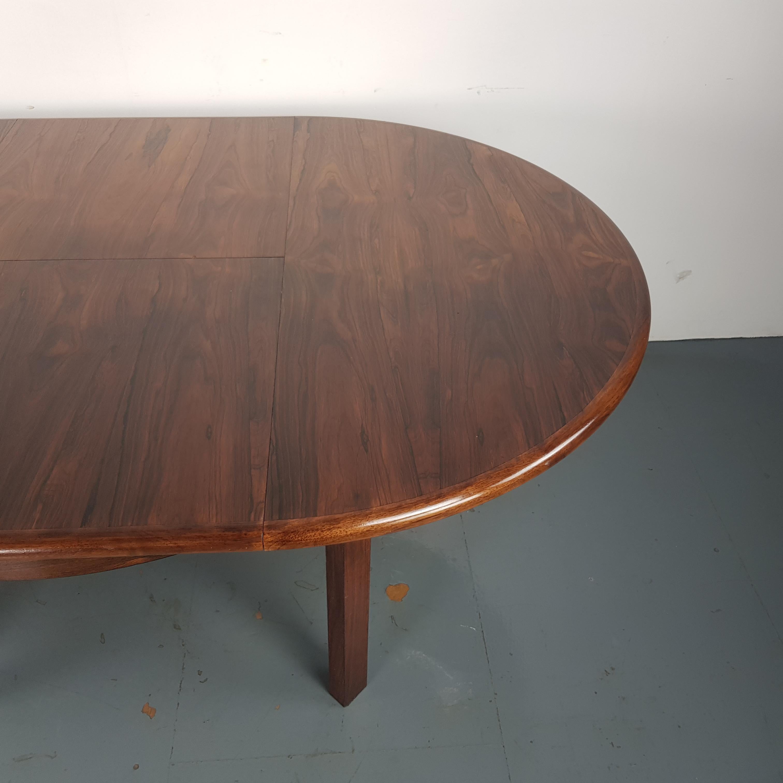 Midcentury Danish Extending Rosewood Dining Table For Sale 4