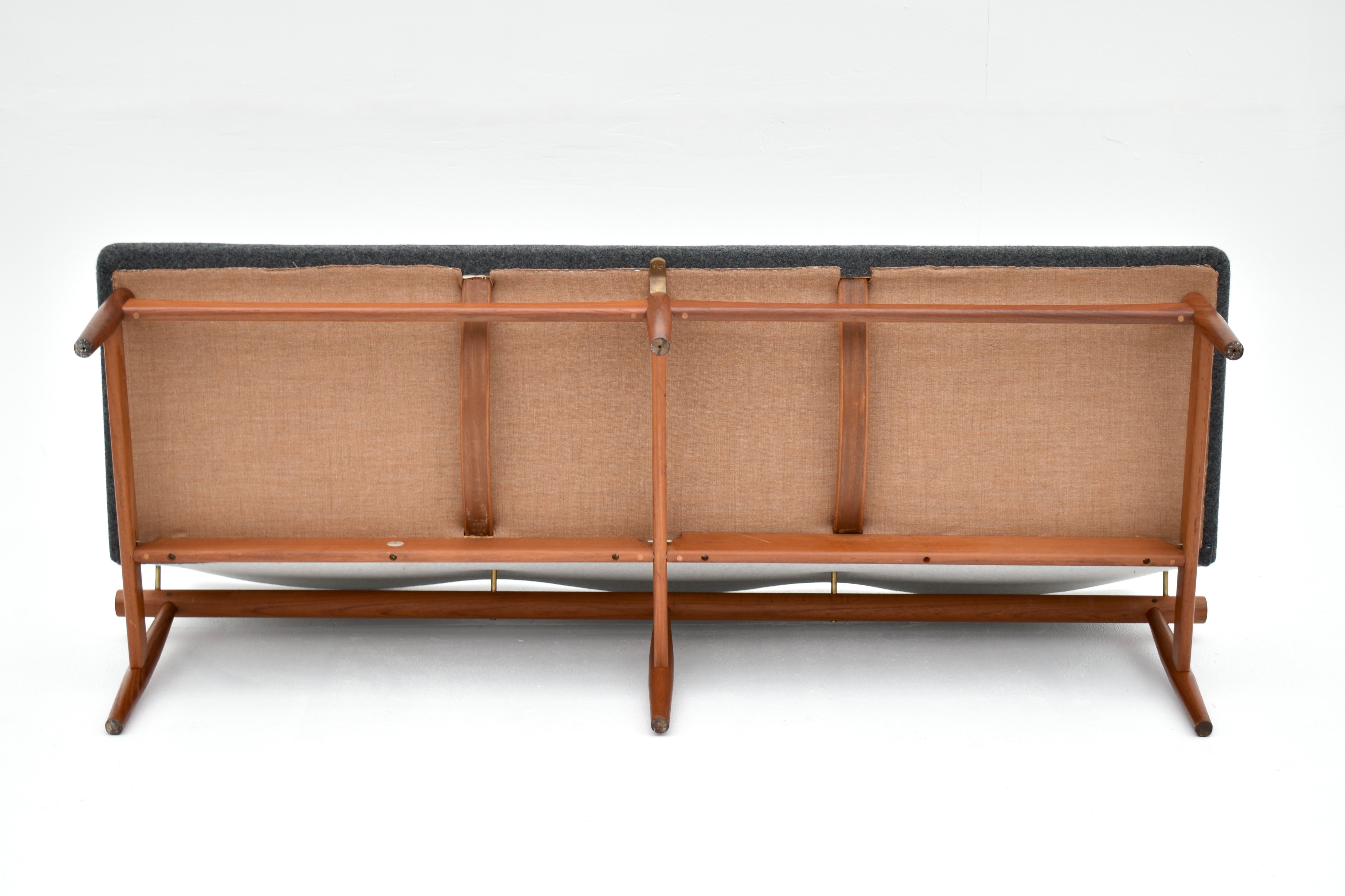 Midcentury Danish Finn Juhl Model 137 Japan Sofa For France & Son For Sale 13