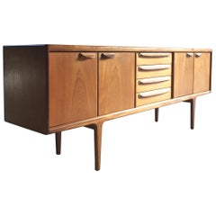 Dänisches G-Plan Sideboard aus massivem Teakholz Medienschrank lang:: 1970er Jahre