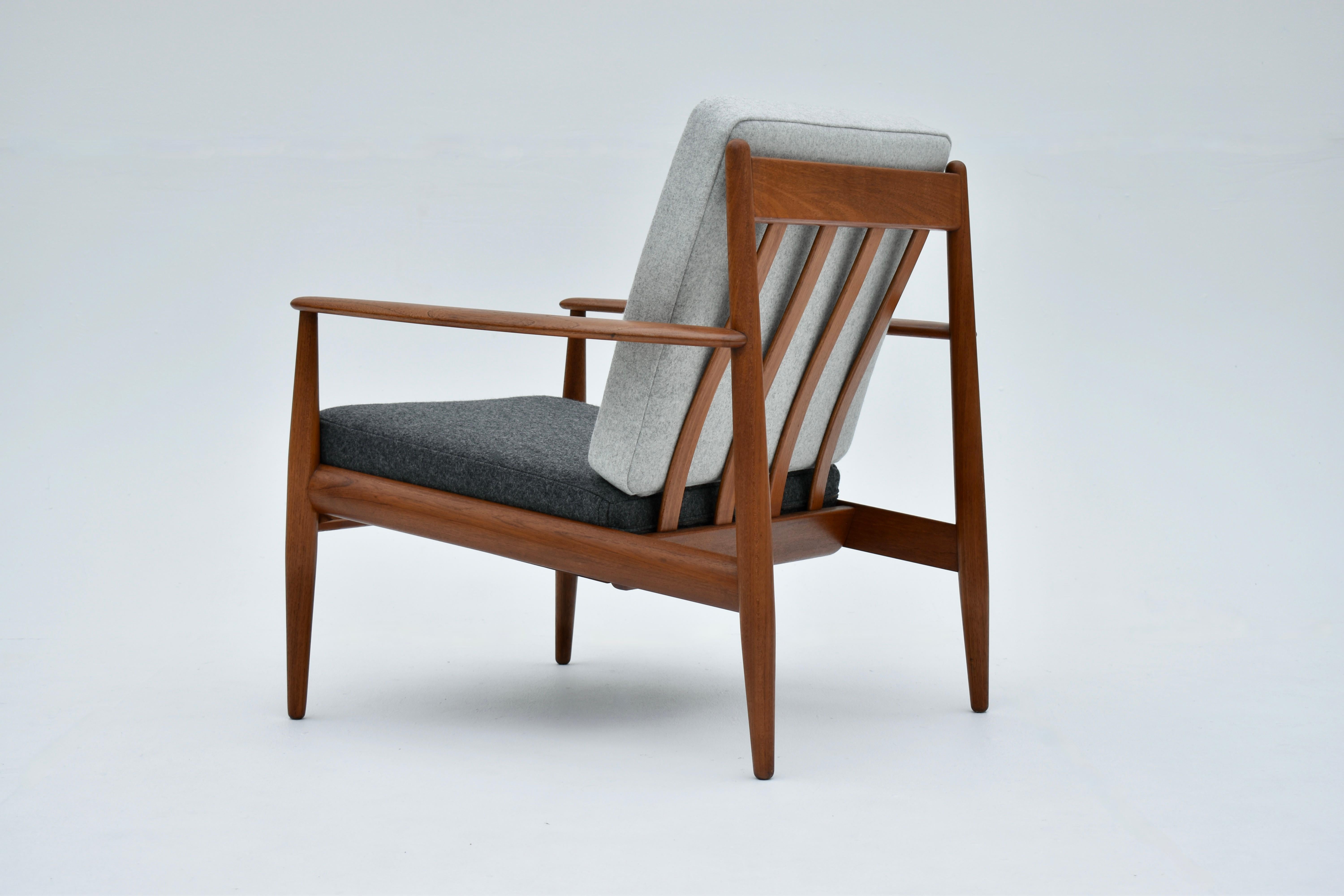 Midcentury Danish Grete Jalk Model 118 Lounge Chairs For France & Son 3
