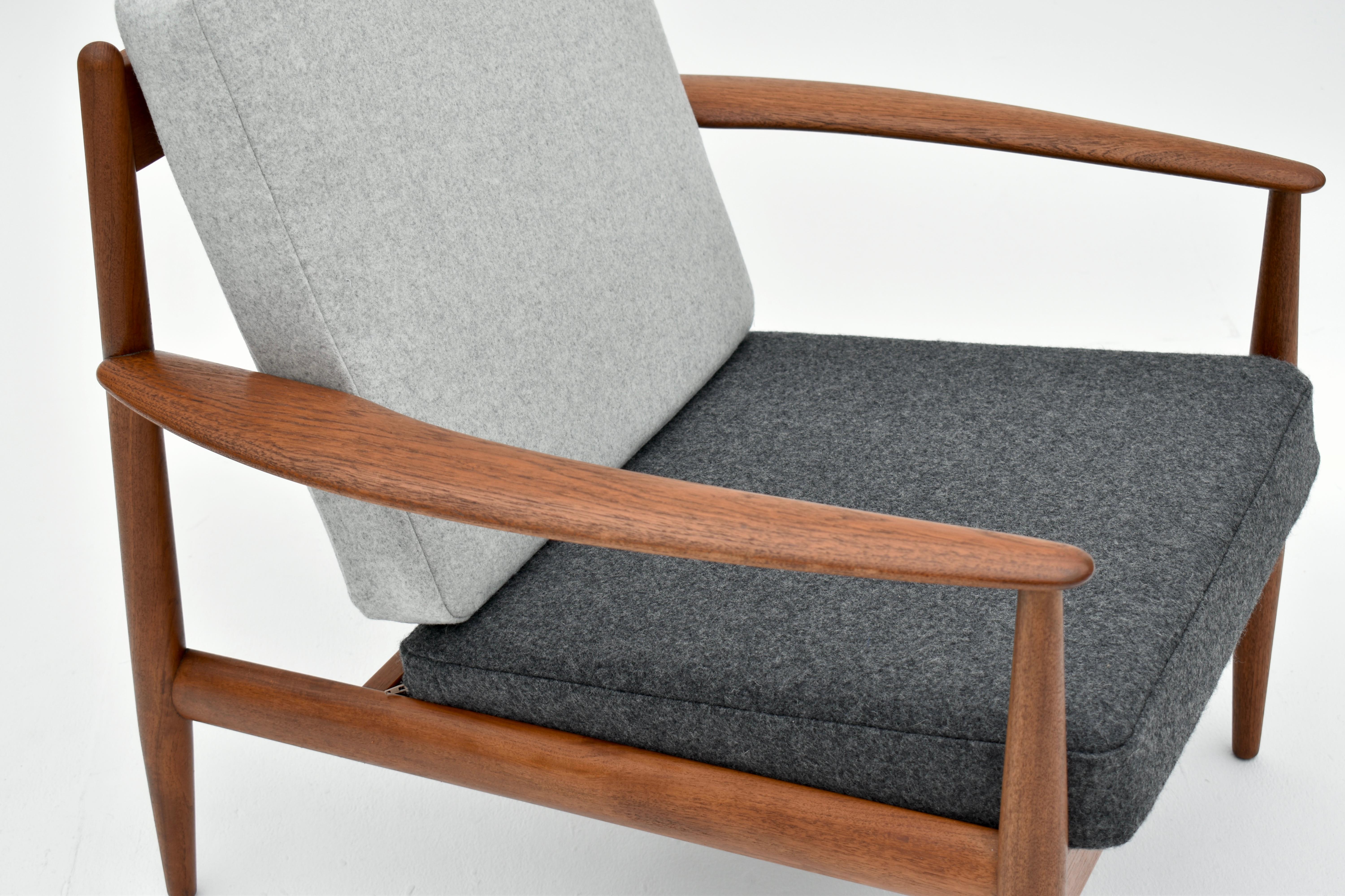 Midcentury Danish Grete Jalk Model 118 Lounge Chairs For France & Son 10
