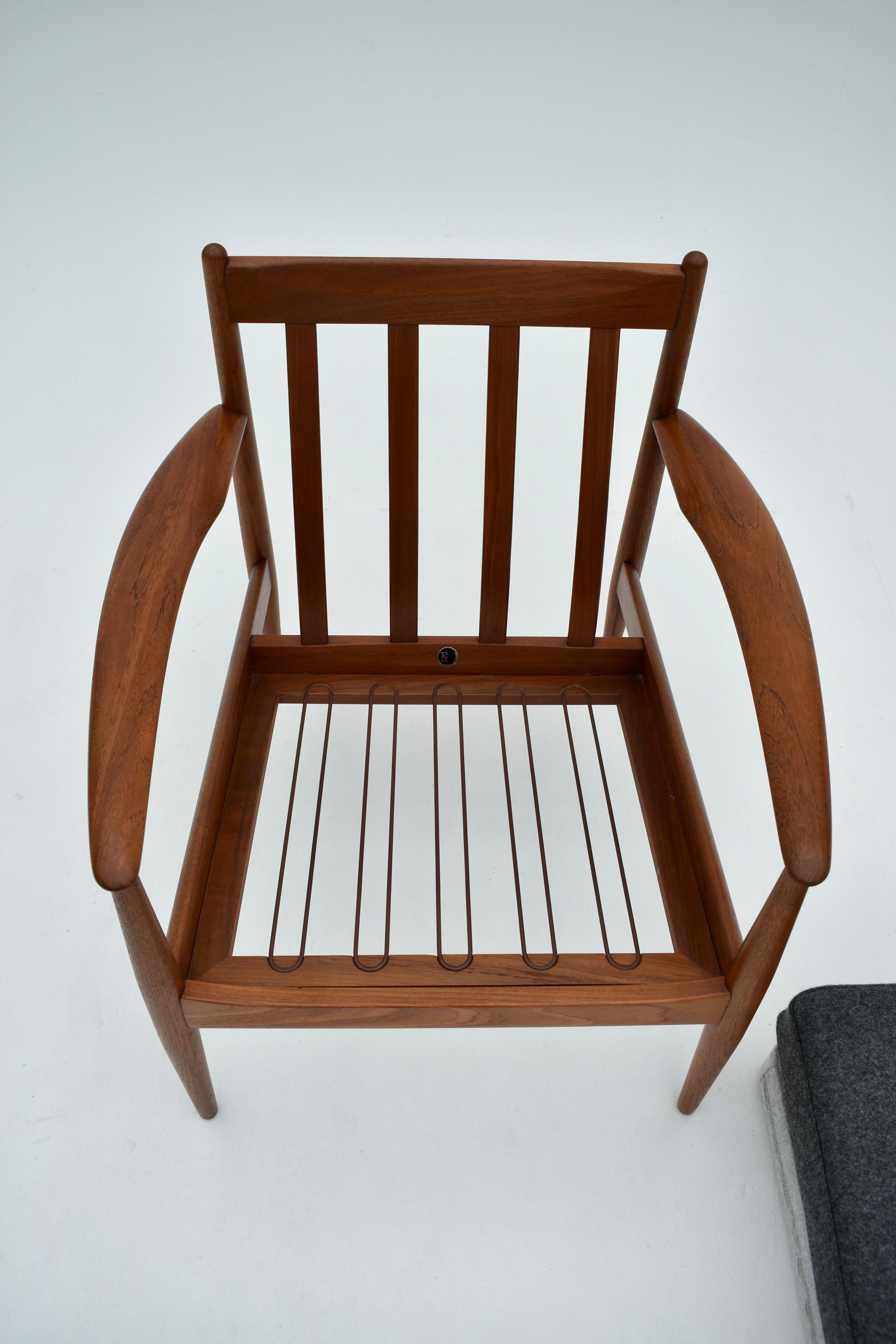 Midcentury Danish Grete Jalk Model 118 Teak Lounge Chair For France & Son 9