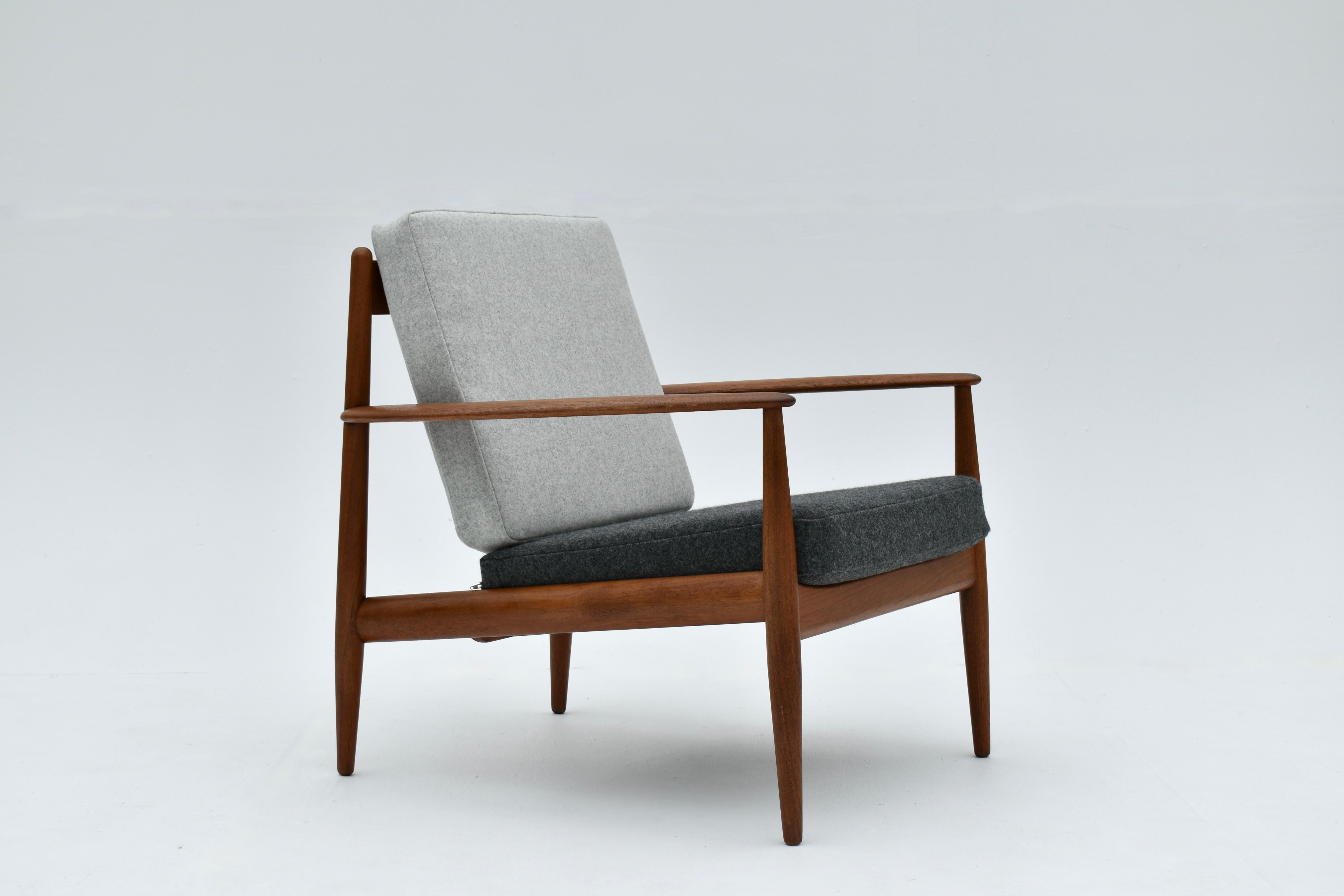 Scandinavian Modern Midcentury Danish Grete Jalk Model 118 Teak Lounge Chair For France & Son