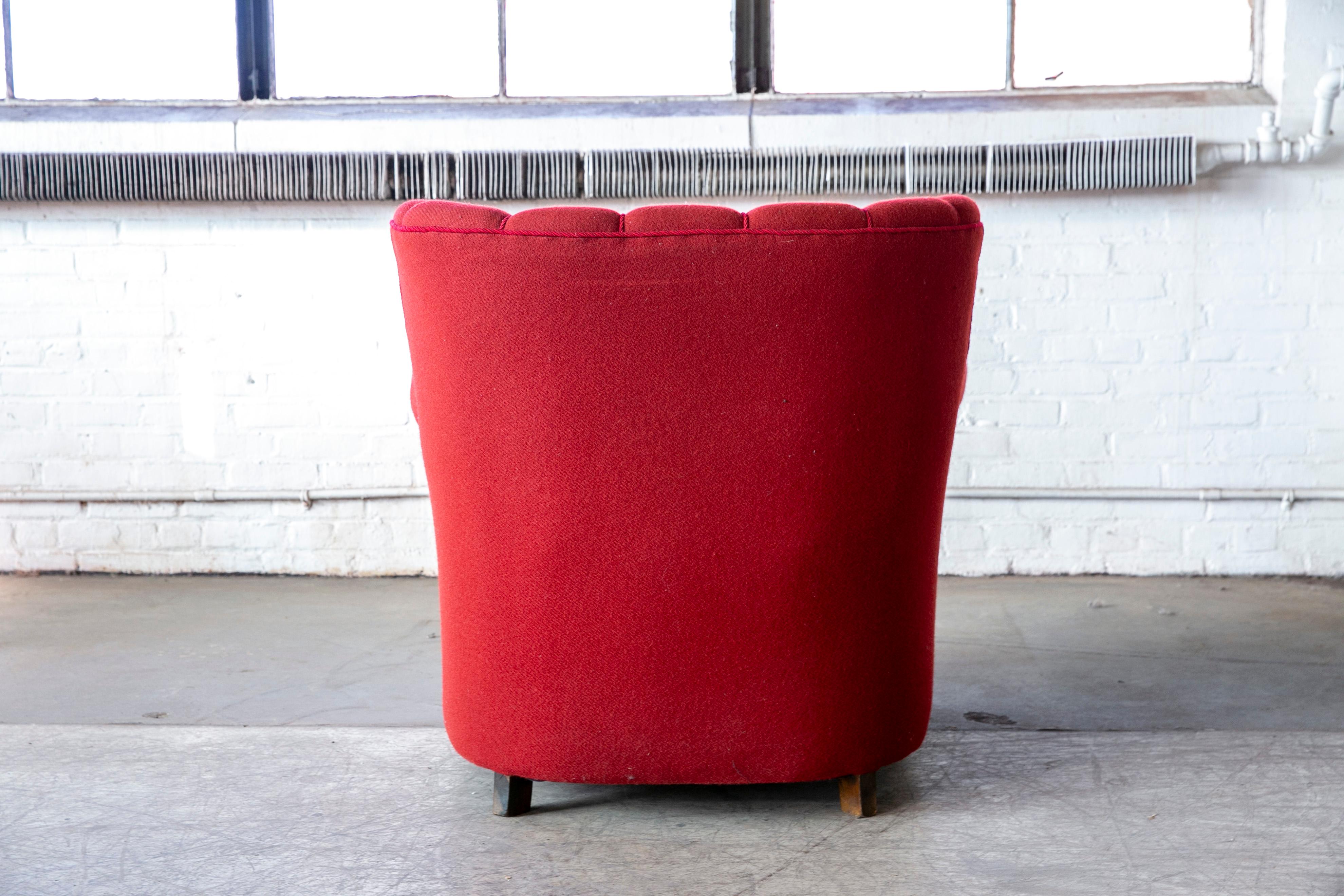 Silla Club Danesa de Mitad de Siglo Estilo Fritz Hansen con Respaldo de Canal, Década de 1940 en venta 1