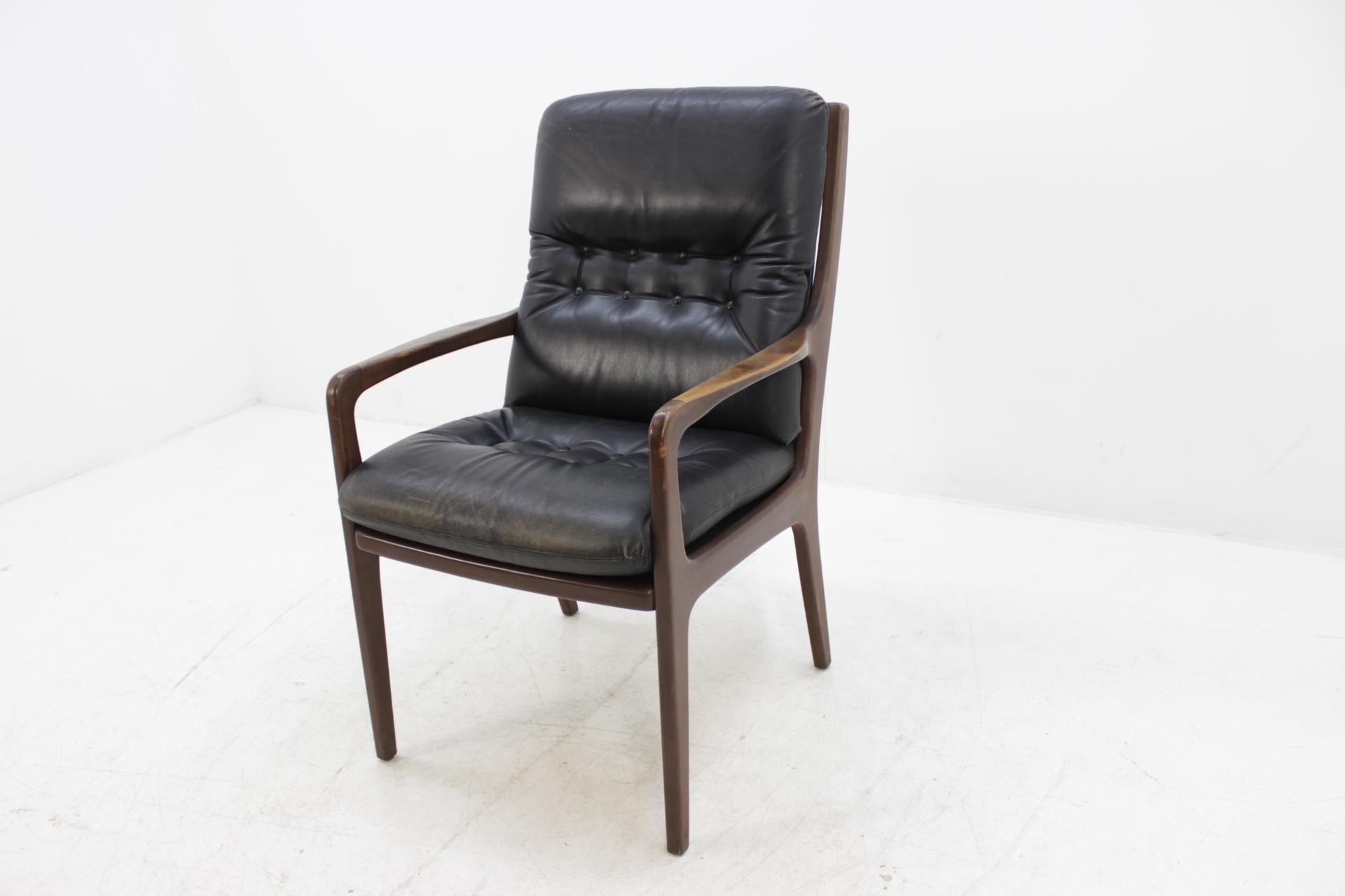 Mid-Century Modern Midcentury Danish Leather Armchair, 1960s For Sale