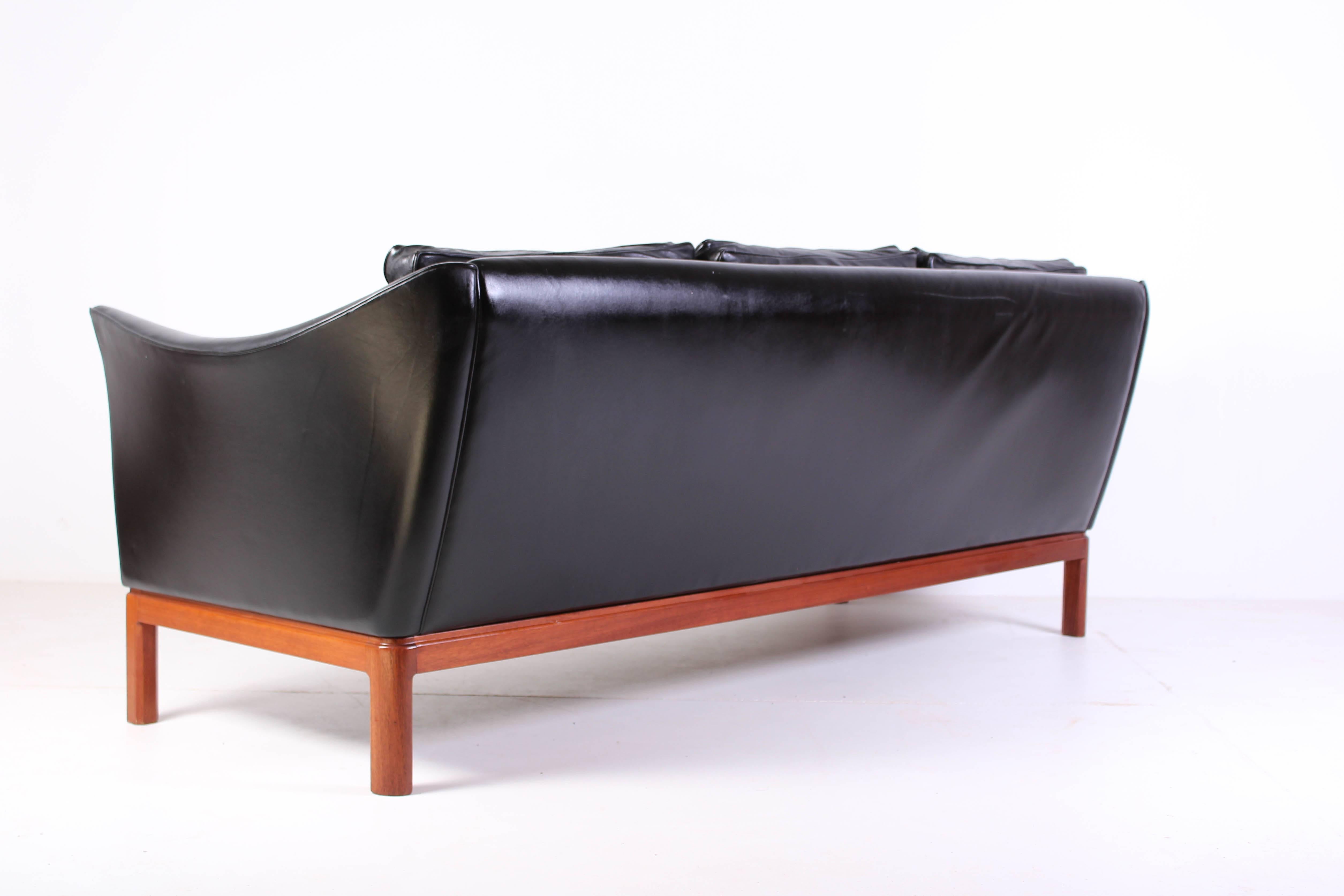 Midcentury Danish Leather Sofa and Lounge Chair 8