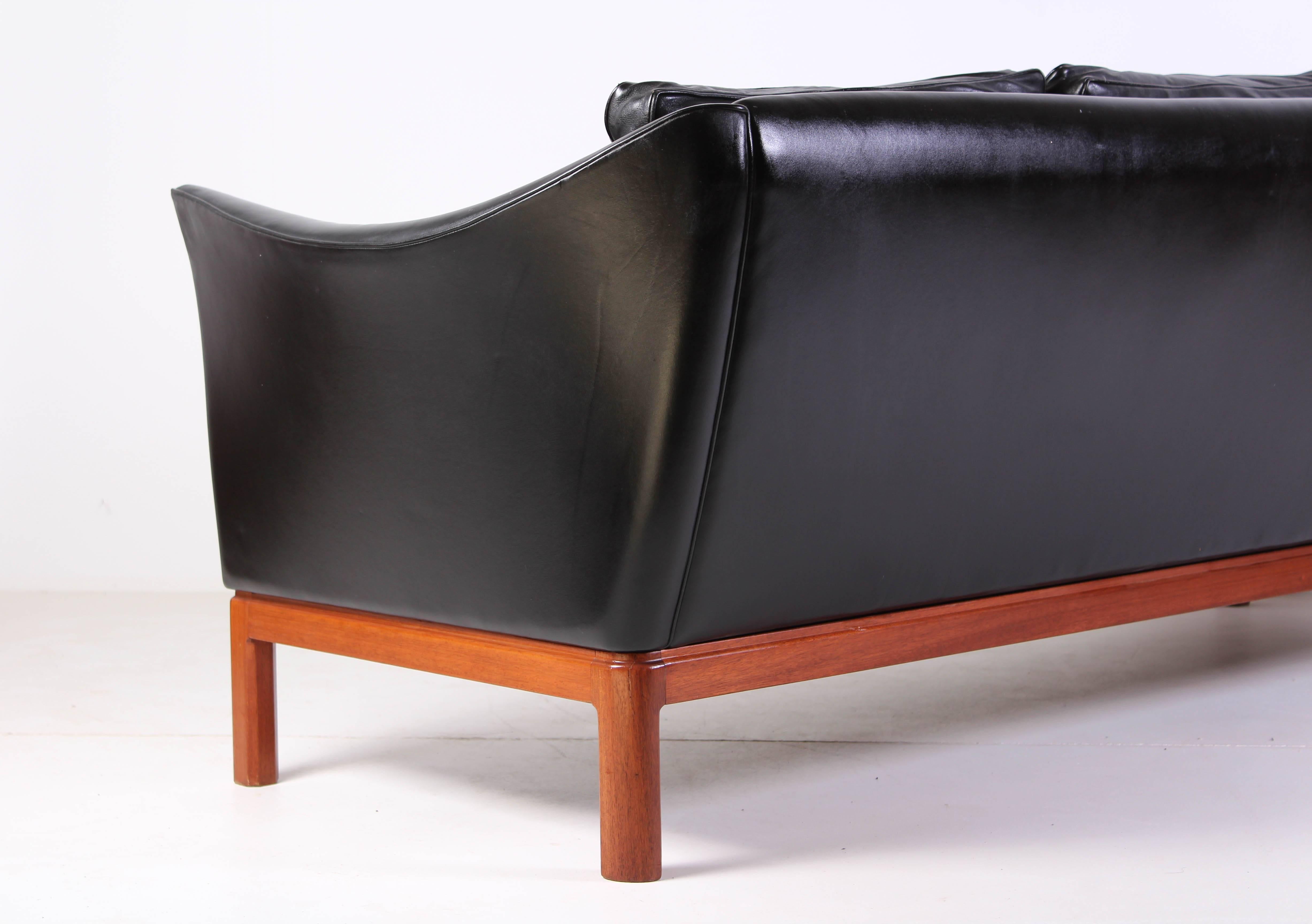 Midcentury Danish Leather Sofa and Lounge Chair 9