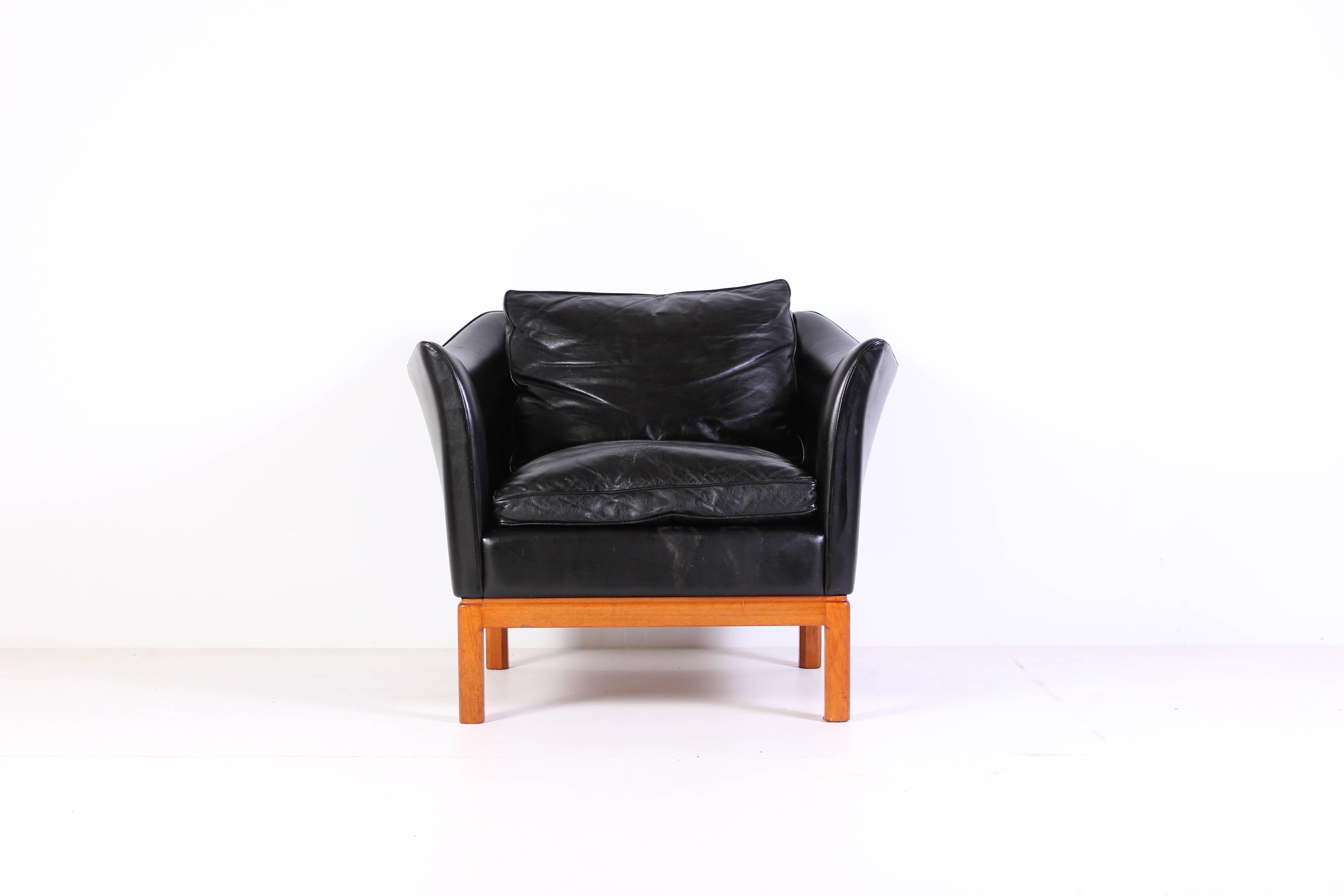 Midcentury Danish Leather Sofa and Lounge Chair 15
