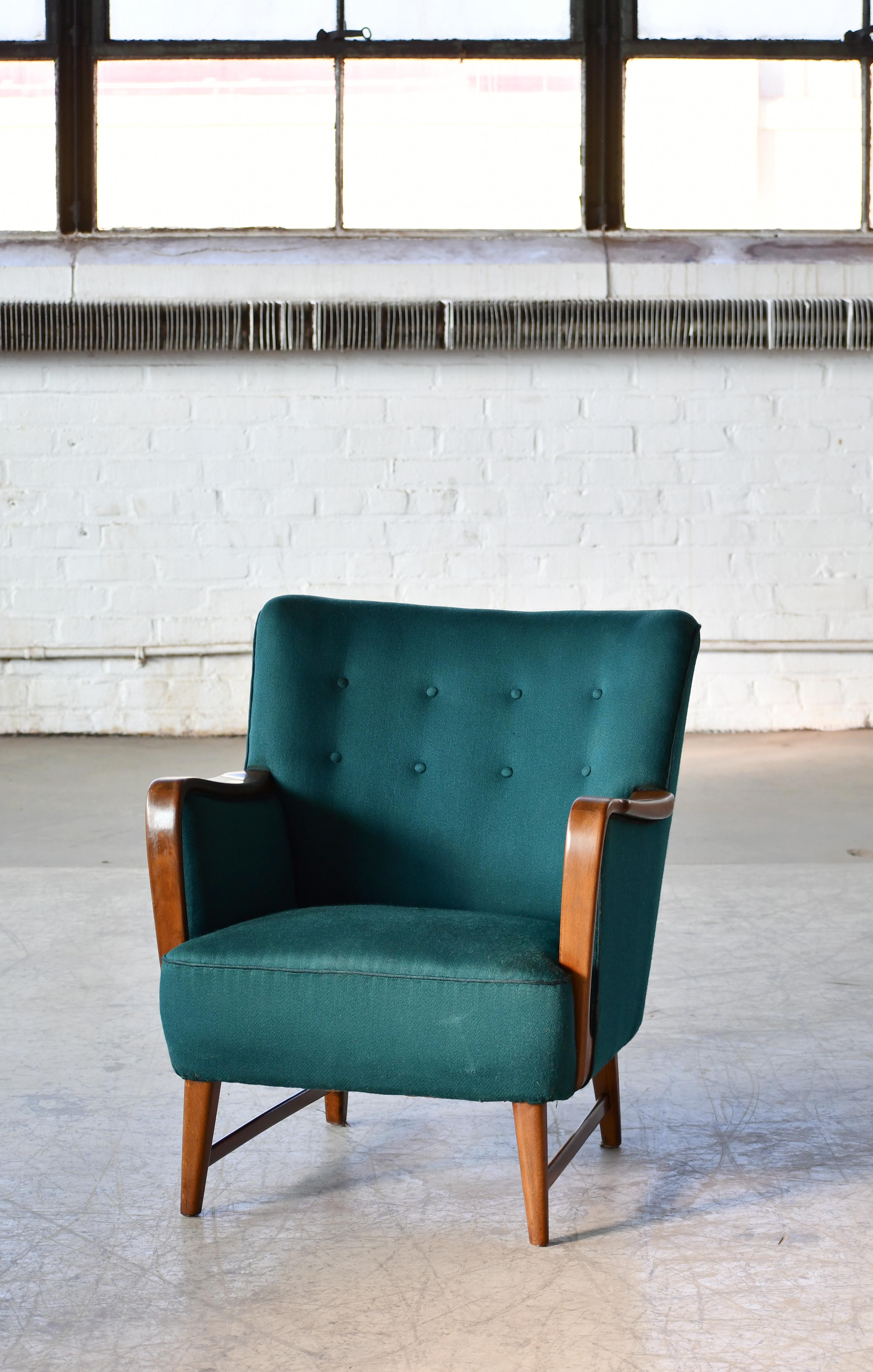 Midcentury Danish Lounge Chair in Oak and Wool by N.A. Jorgensen For Sale 3