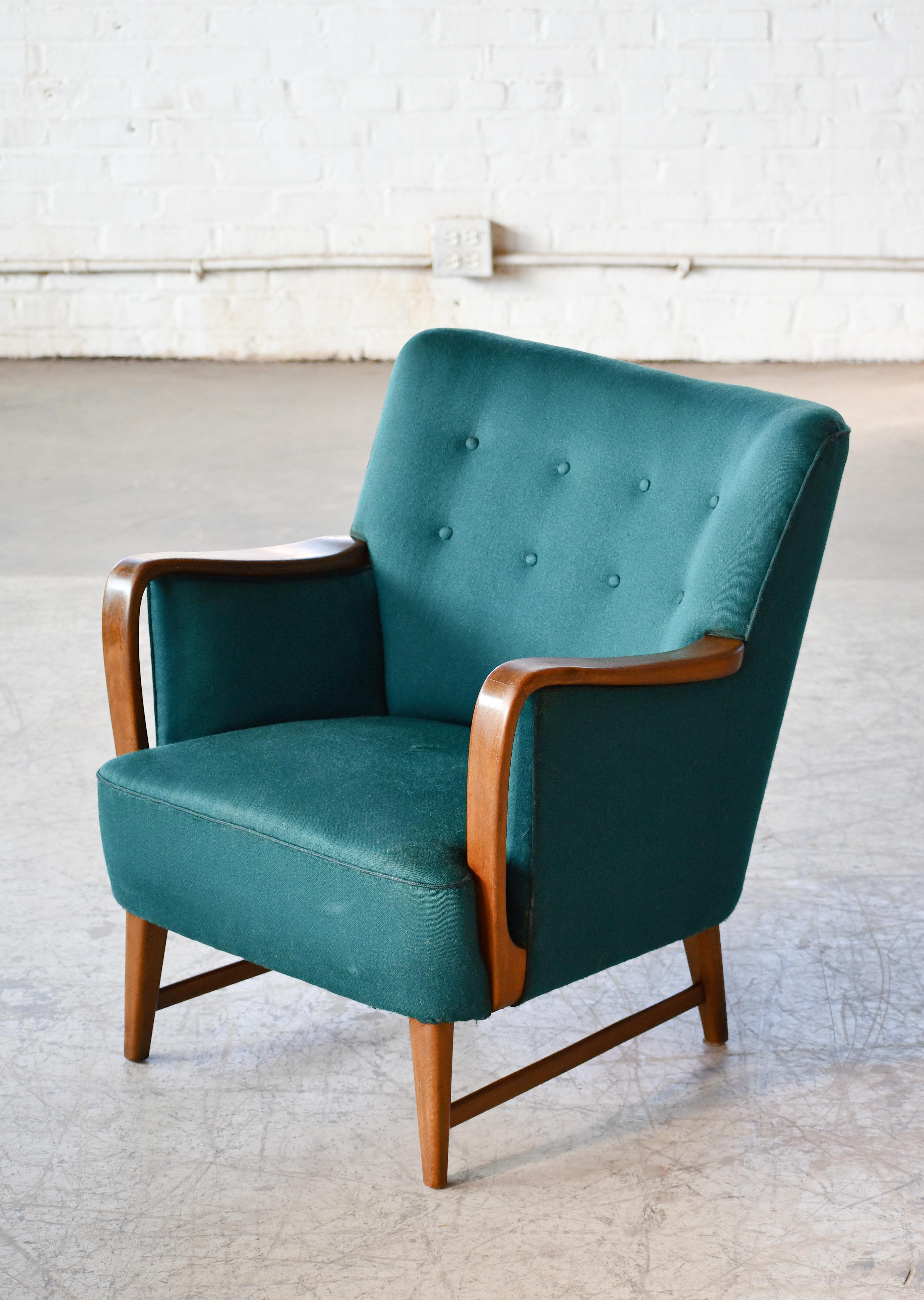 Midcentury Danish Lounge Chair in Oak and Wool by N.A. Jorgensen For Sale 4