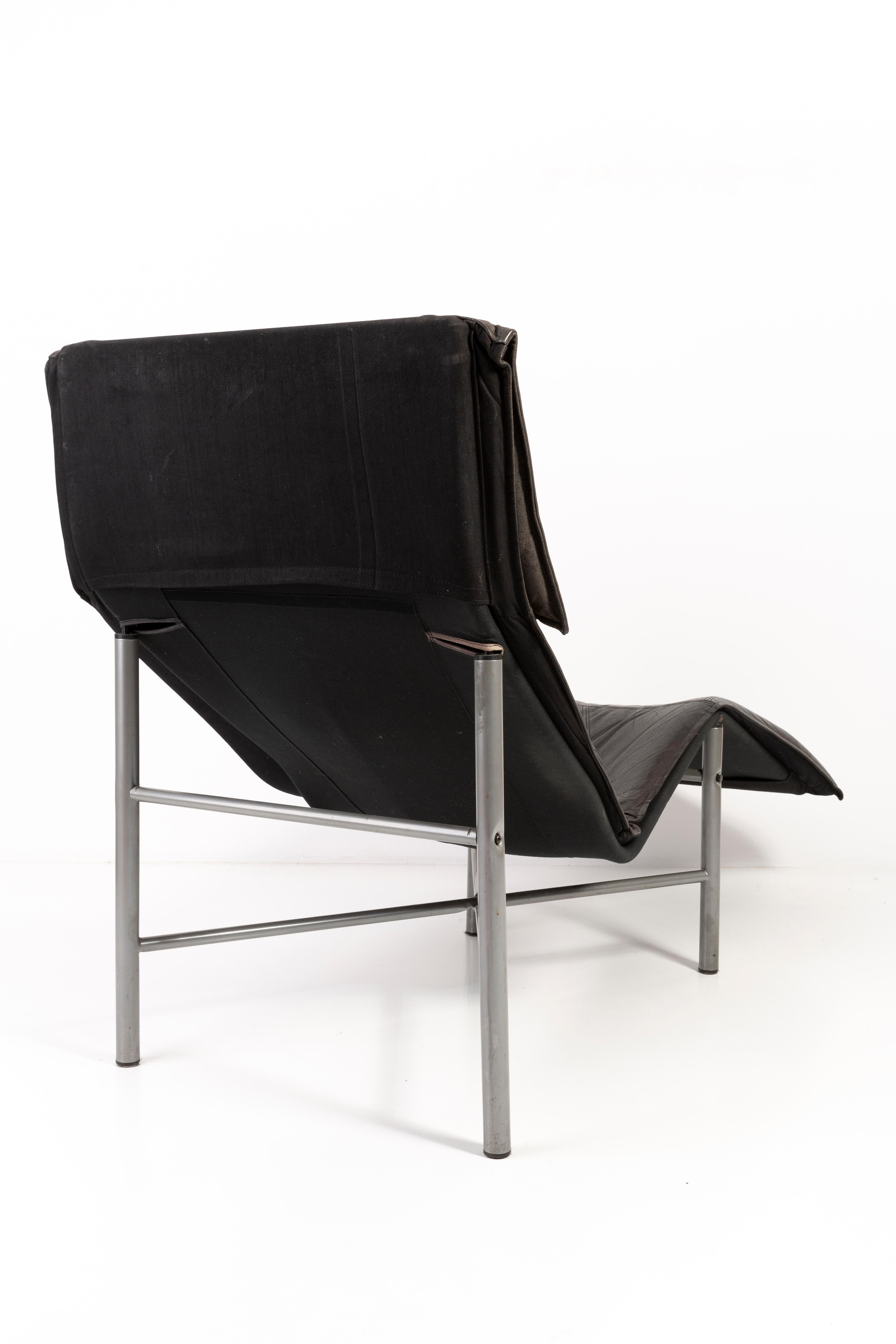 Midcentury Danish Modern Black Leather Chaise Lounge Chair by Tord Björklund 2
