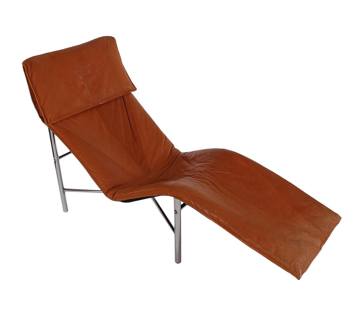 Dänischer moderner Sessel aus braunem Leder von Tord Björklund aus der Mitte des Jahrhunderts (Moderne der Mitte des Jahrhunderts) im Angebot