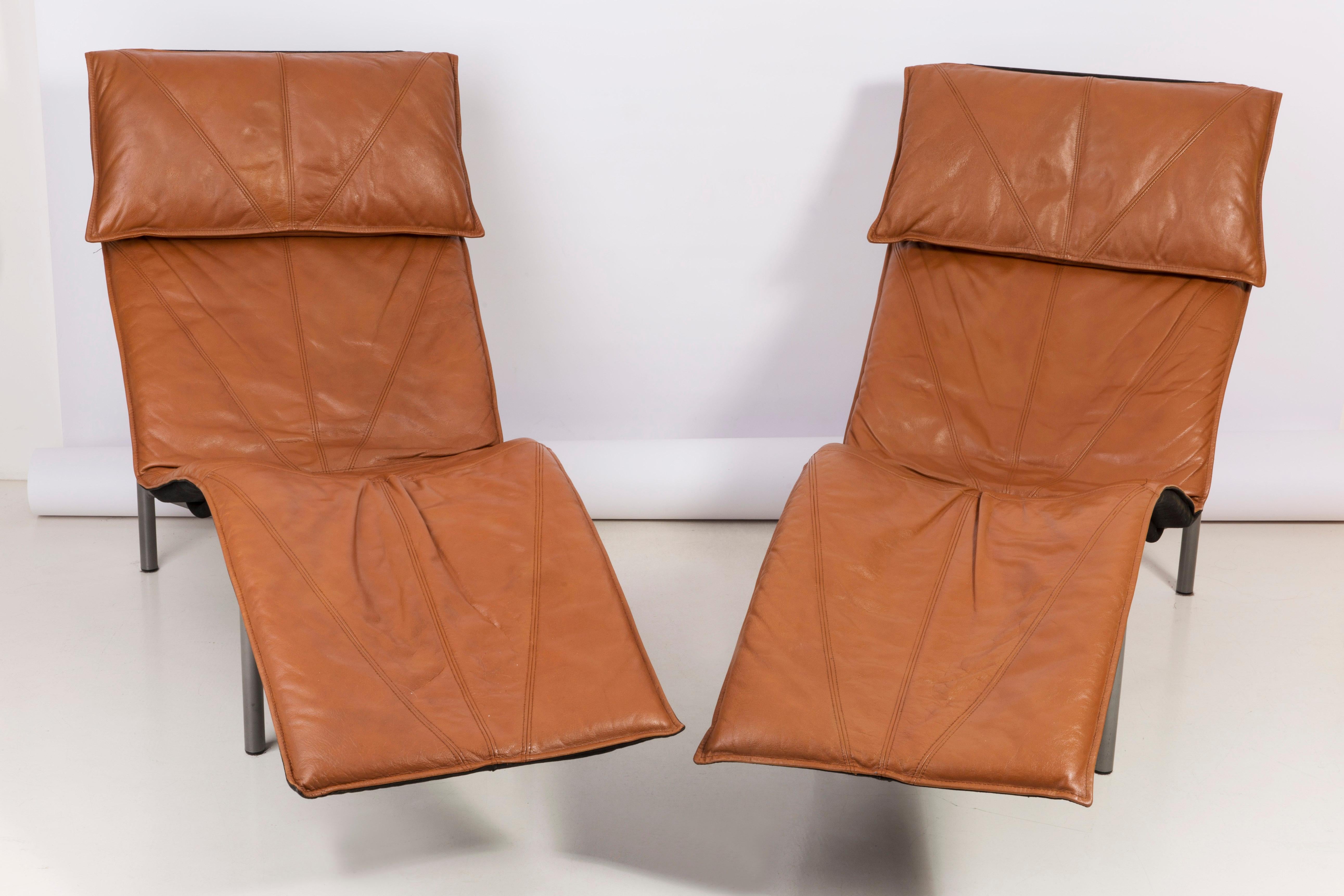 Steel Midcentury Danish Modern Brown Leather Chaise Lounge Chair by Tord Björklund For Sale