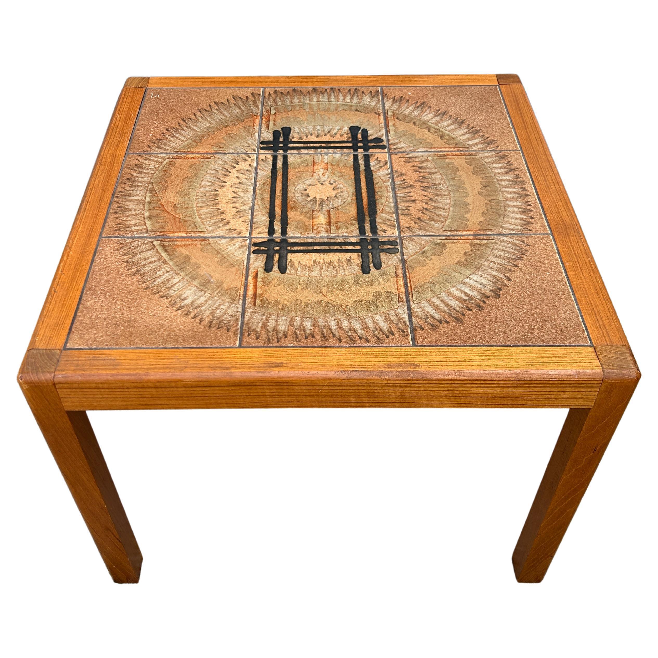 Midcentury Danish Modern Keramik Kachel Top Teak Coffee Beistelltisch