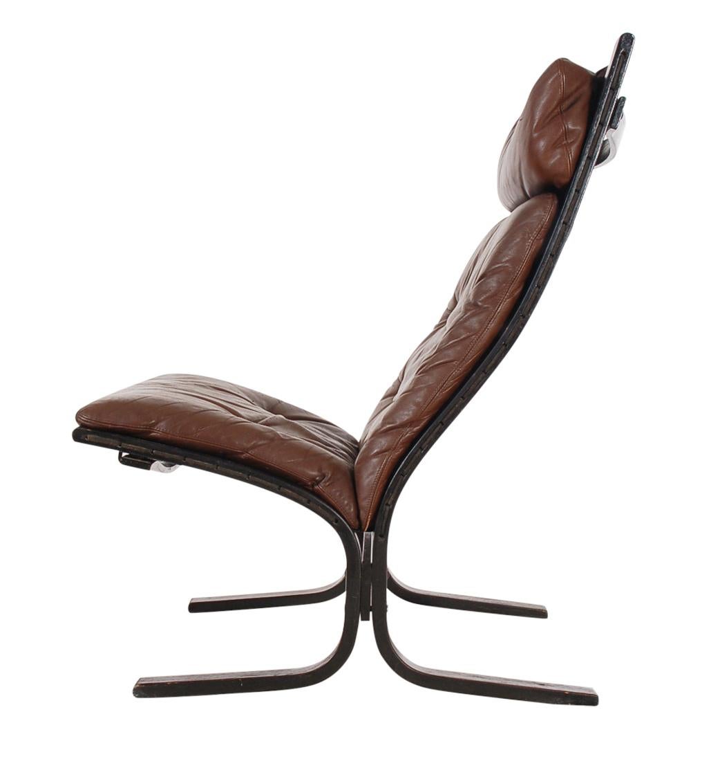 Midcentury Danish Modern Chocolate Brown Leather Slipper Lounge Chair In Good Condition In Philadelphia, PA