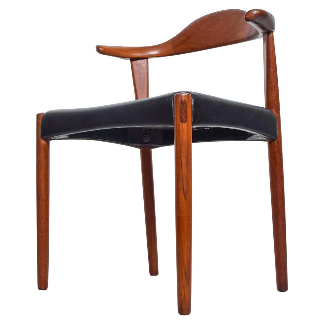 Cow Horn Chairs
Danish Modern Teak Cow Horn Chairs, a Pair, in the style of Hans J Wegner. 1960s
Dimensions 29.63 H x 18.75 x 21 .5 W, Seat 18 H Armrest 26.5 H inches
Original unrestored vintage preowned condition. 
Please review the