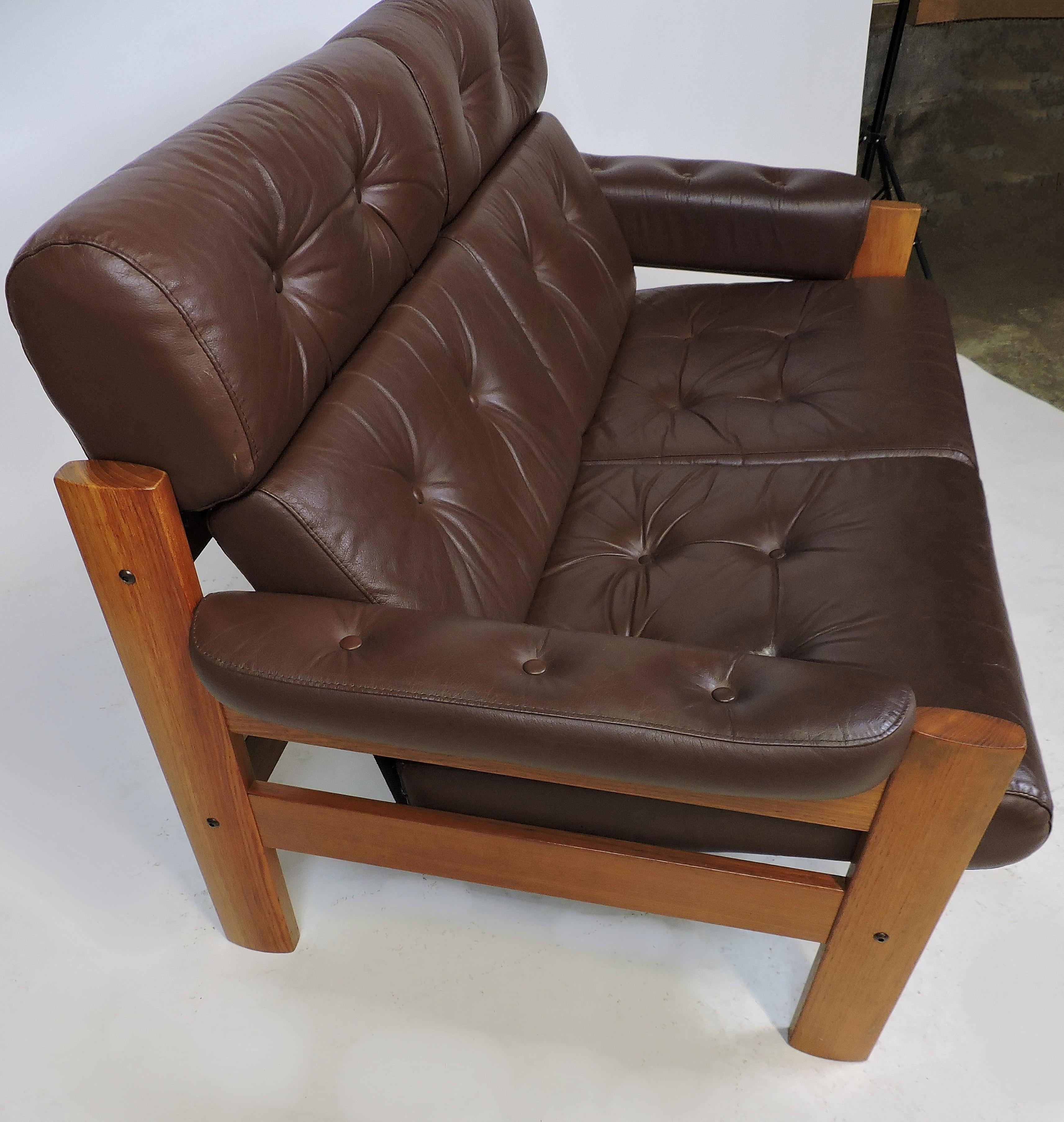 Scandinavian Midcentury Danish Modern Ekornes Teak and Leather 
