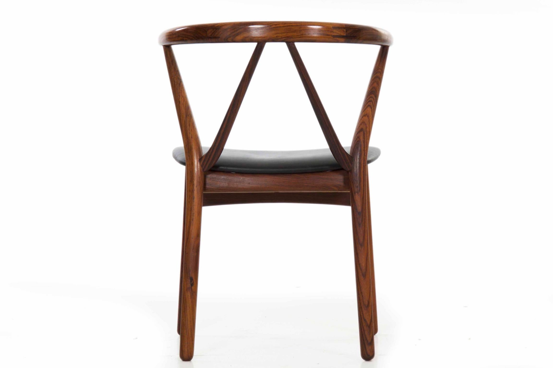 Midcentury Danish Modern Hoop Back Rosewood Chair by Kjaernulf for Hansen In Good Condition In Shippensburg, PA