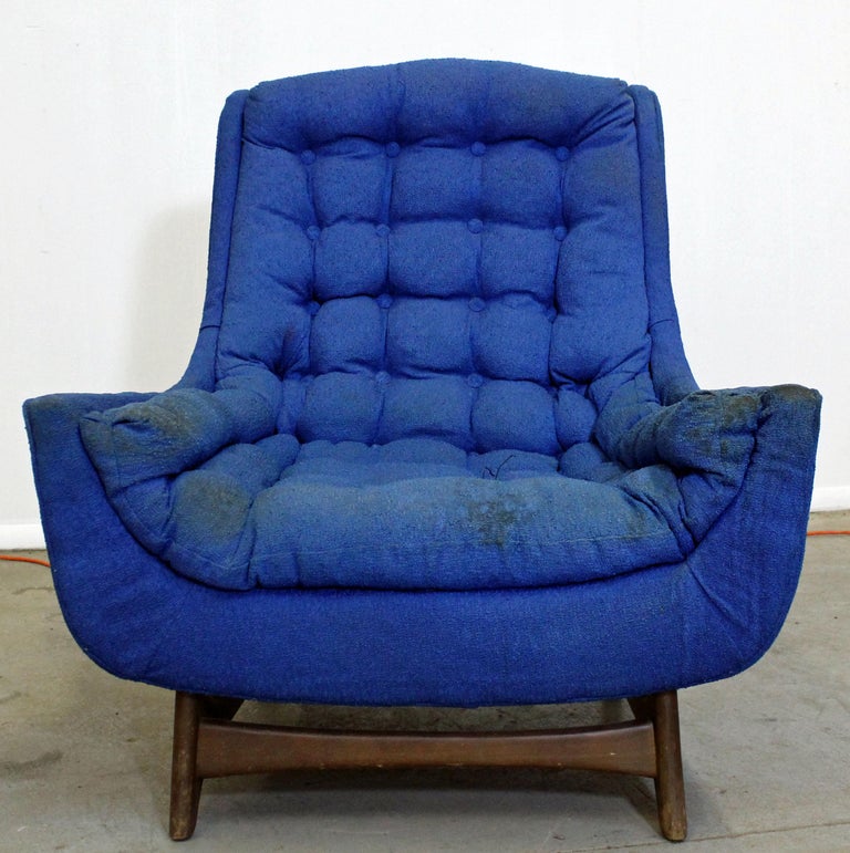 Mid-Century Modern Midcentury Danish Modern Kroehler Walnut Lounge Chair