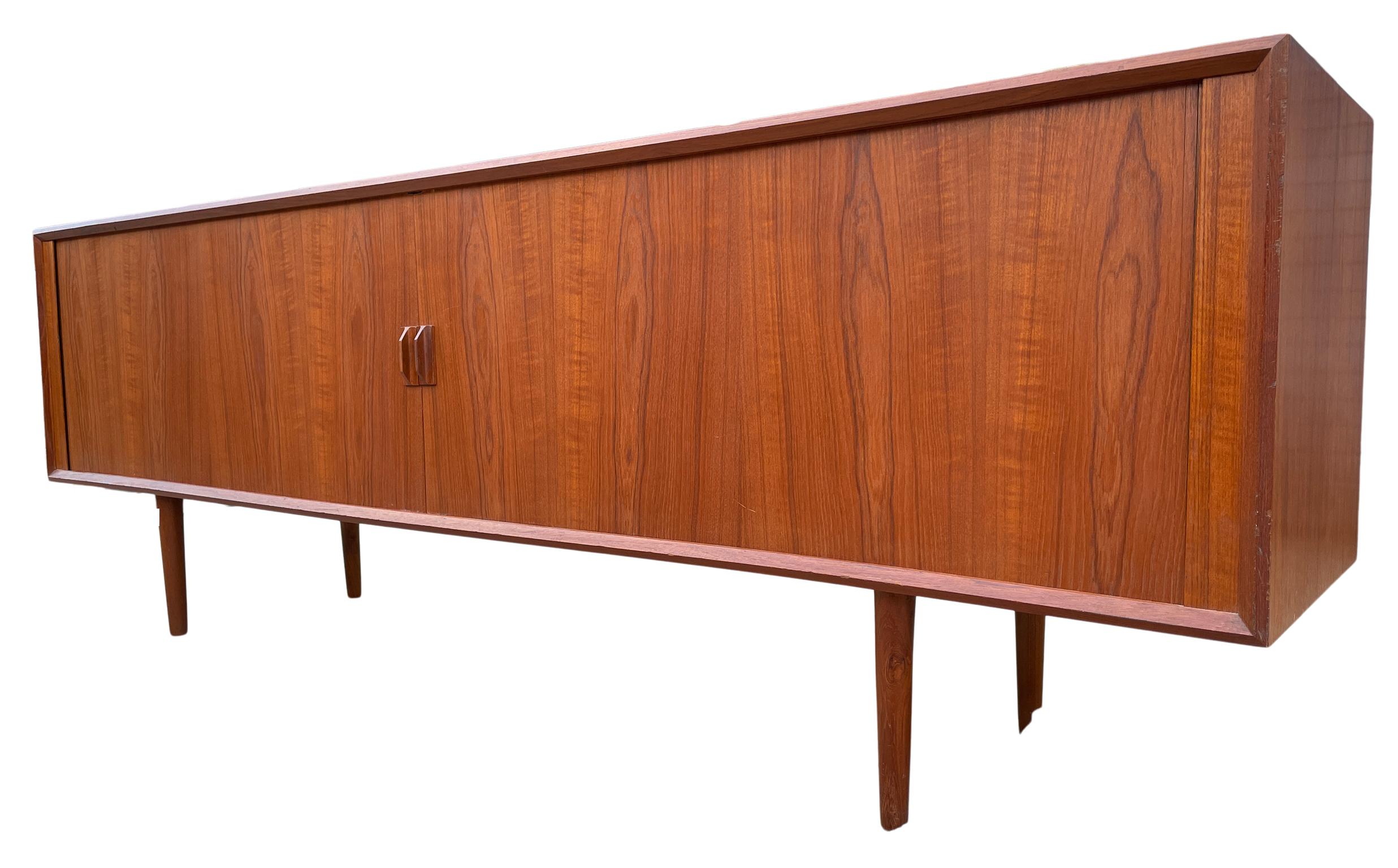 Midcentury Danish Modern Long Teak Credenza with Tambour Doors In Good Condition In BROOKLYN, NY