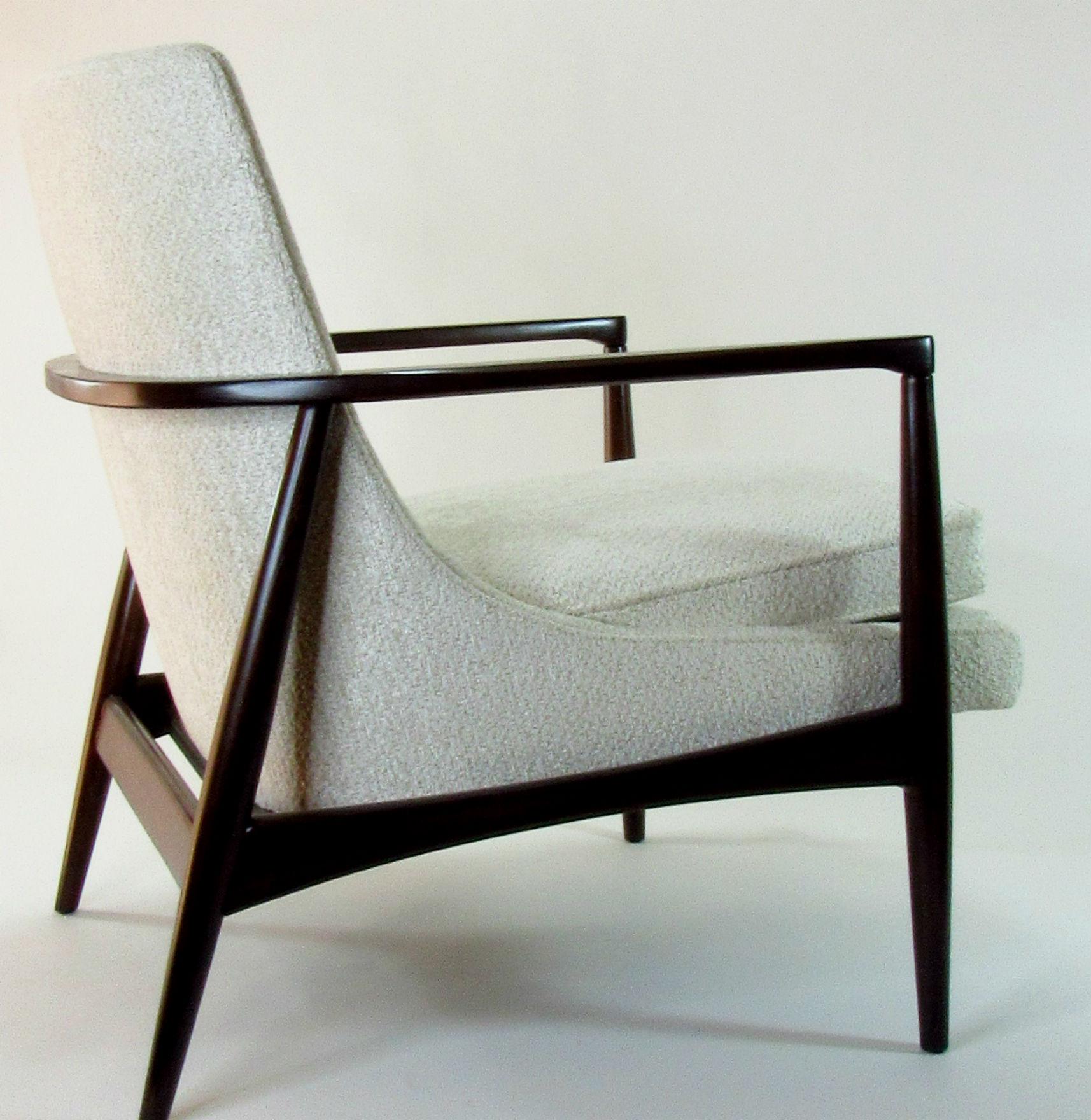 Danish Mid-Century Modern Lounge Chair  4