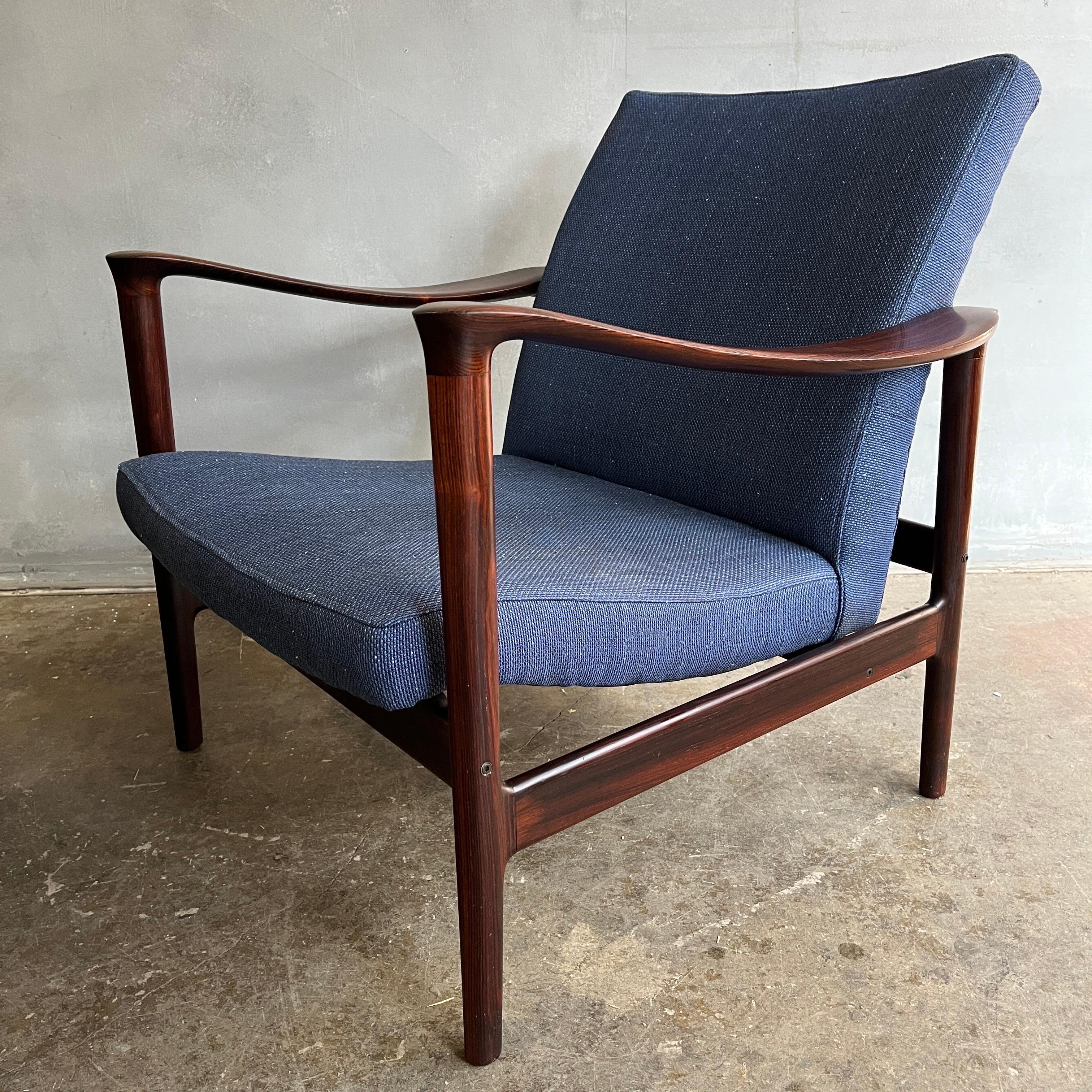 Midcentury Modern Lounge Chair in Rosewood by Torbjorn Afdal  6