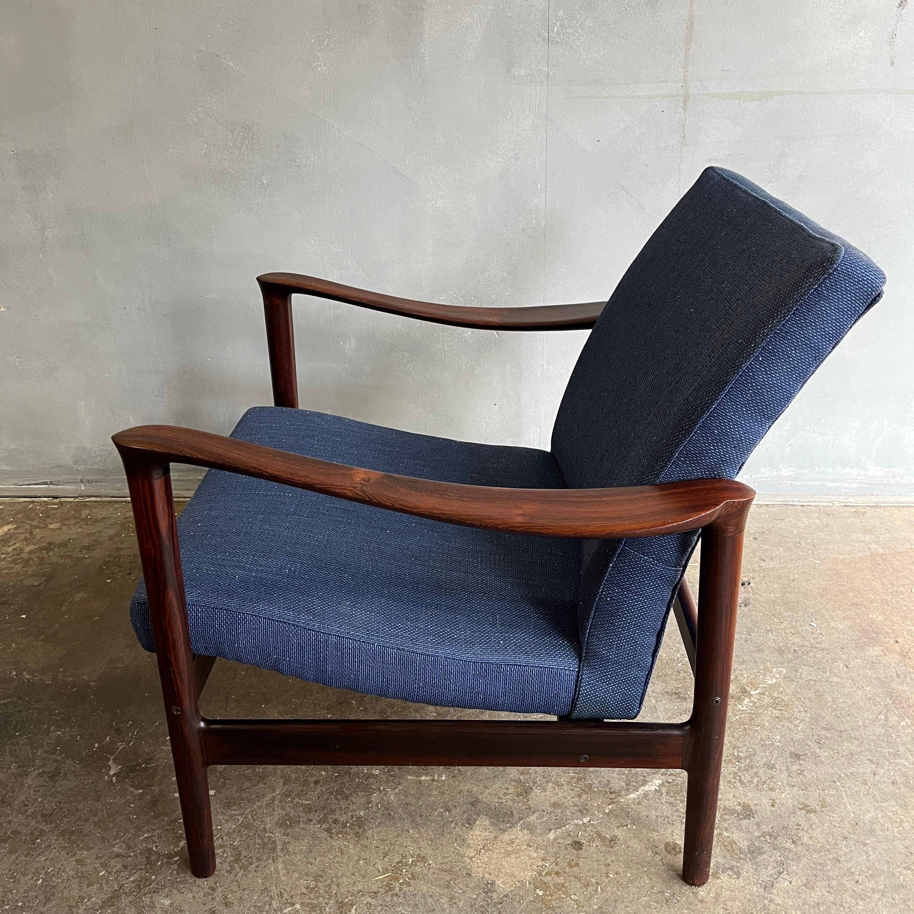 Midcentury Modern Lounge Chair in Rosewood by Torbjorn Afdal  2