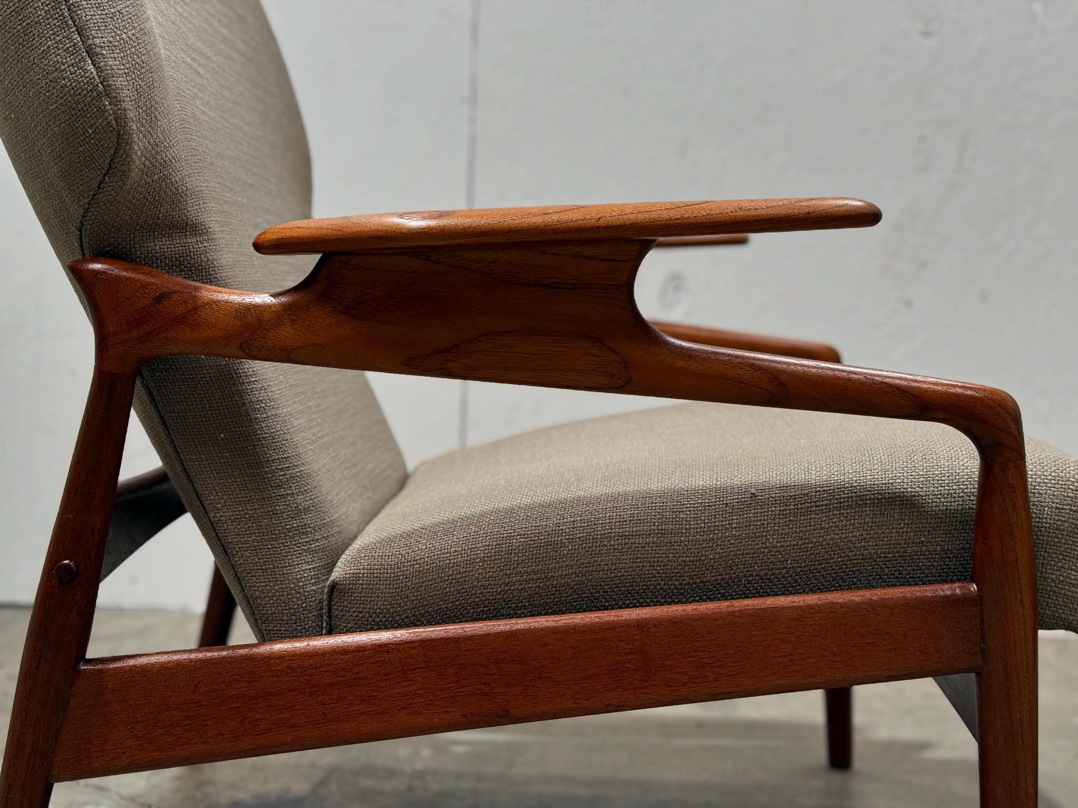 Midcentury Danish Modern Lounge Chair + Ottoman - John Boné for Advance Design In Good Condition In Decatur, GA
