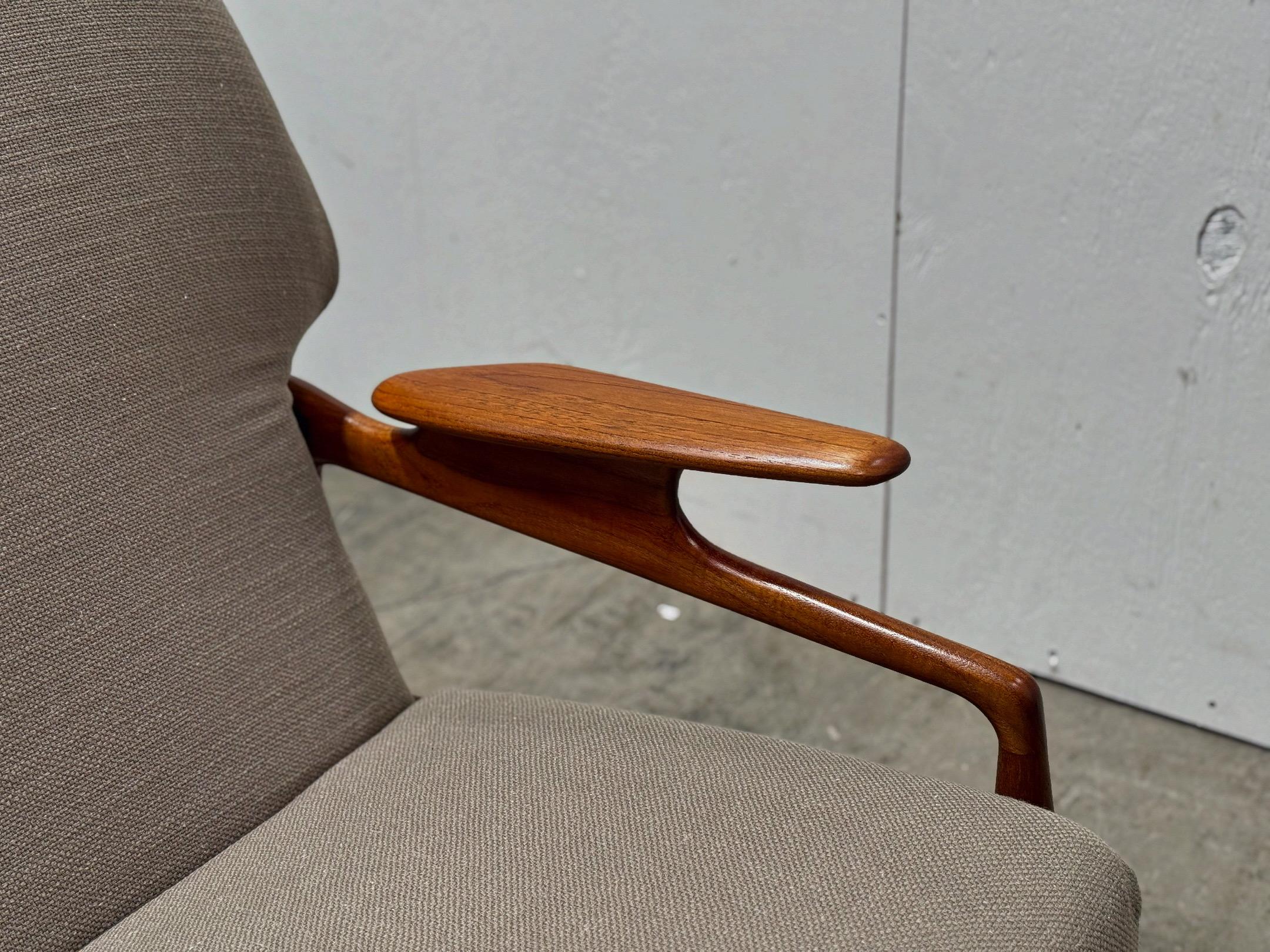 Midcentury Danish Modern Lounge Chair + Ottoman - John Boné for Advance Design 3