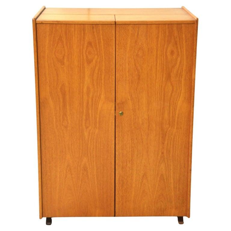 Scrittoio di metà secolo in teak con chiusura a chiave chiamato 