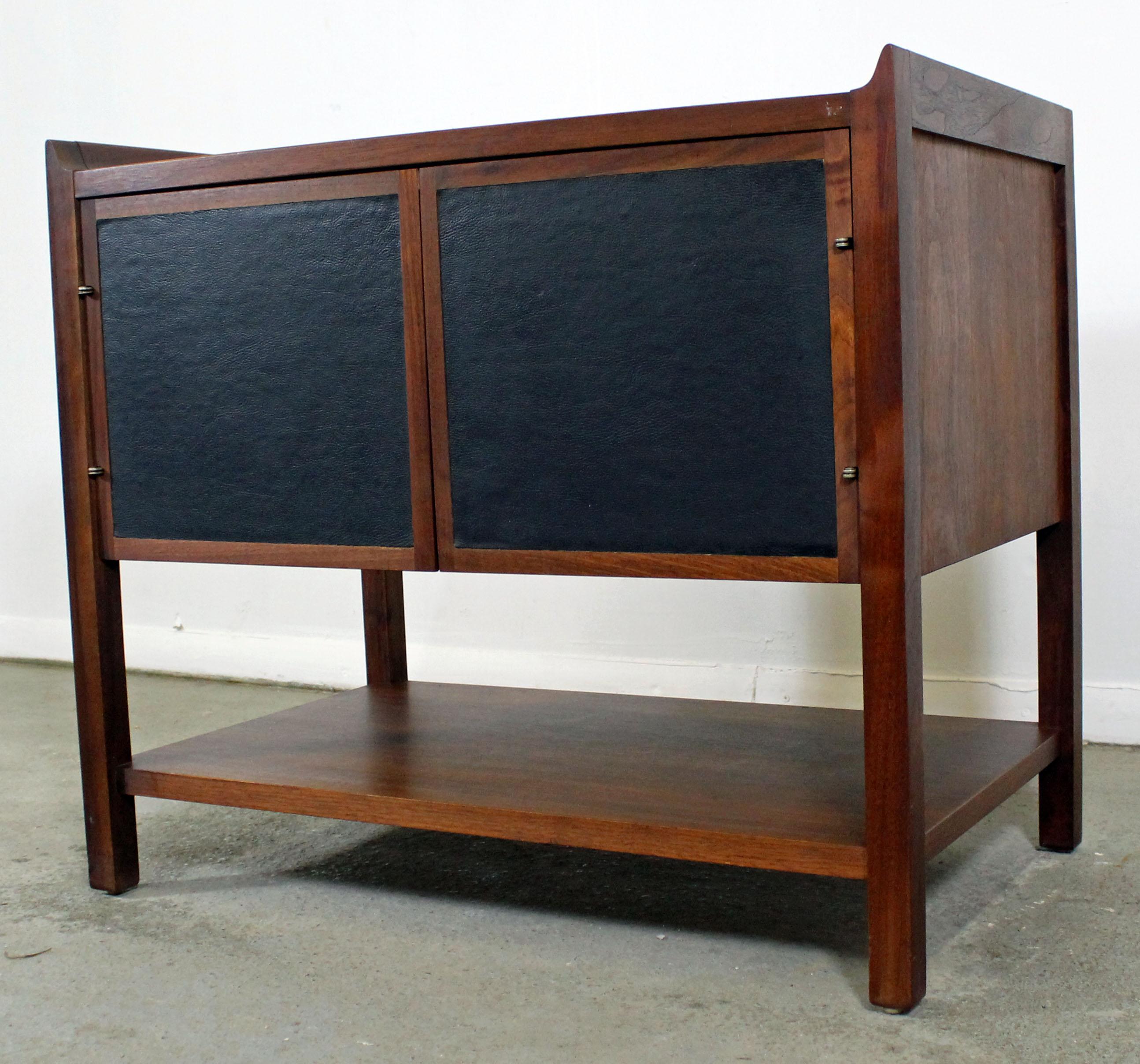 Mid-Century Modern Midcentury Danish Modern Milo Baughman Style Flared Edge Walnut End Table