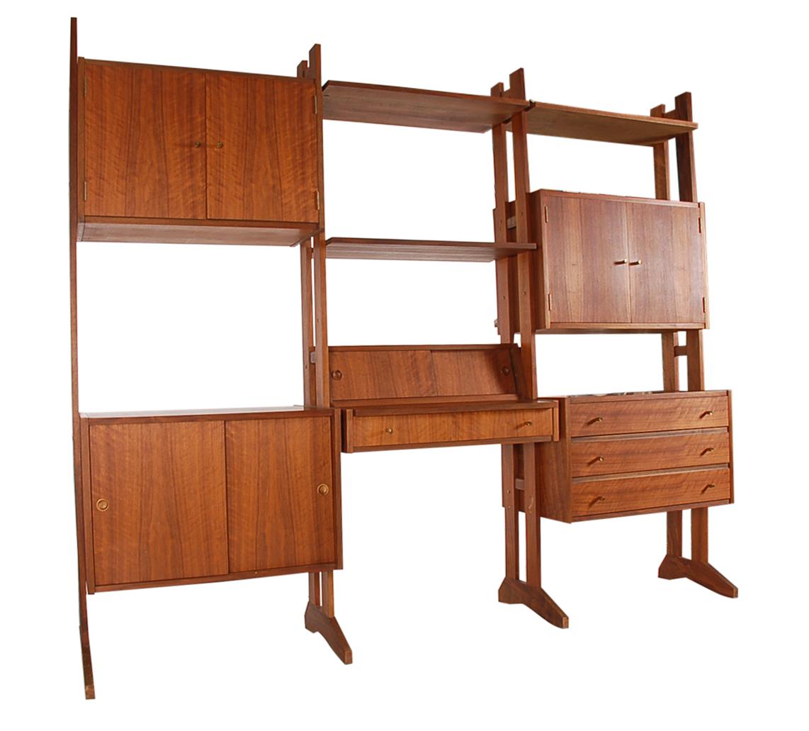 Midcentury Danish Modern Modular Wall Unit or Shelving Unit and Desk in Teak In Good Condition In Philadelphia, PA