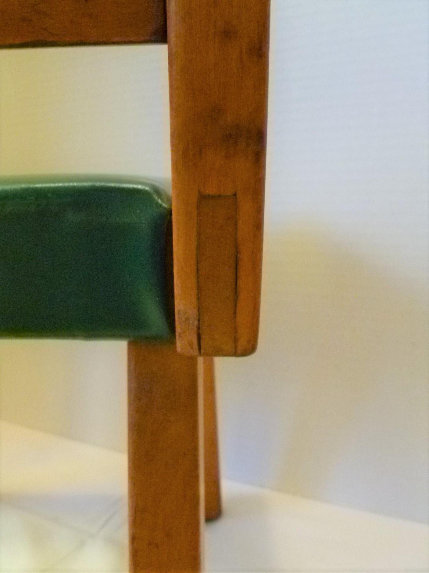 Midcentury Danish Modern Risom Style Salesman Sample or Child's Wood Chair In Fair Condition In Miami, FL