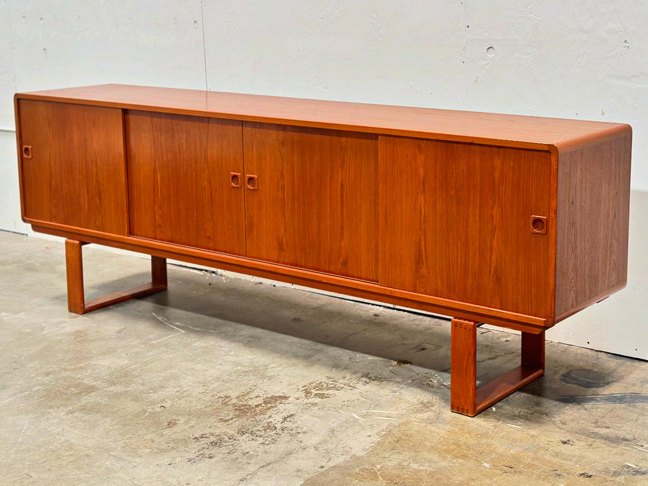 Midcentury Danish Modern Teak Credenza - Sled Base - Long Sliding Door Cabinet In Good Condition In Decatur, GA