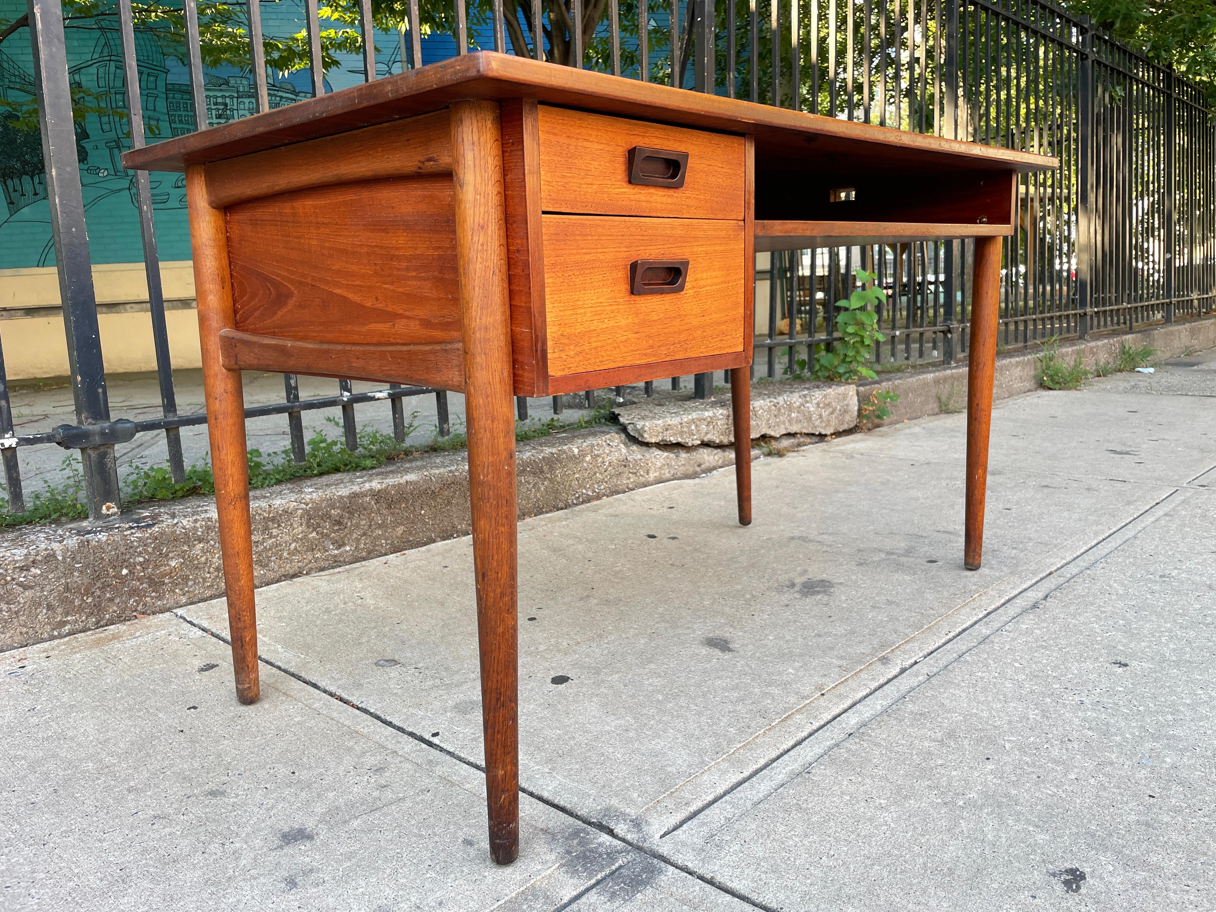 Mid-20th Century Midcentury Danish Modern Teak Desk 2 Drawers For Sale