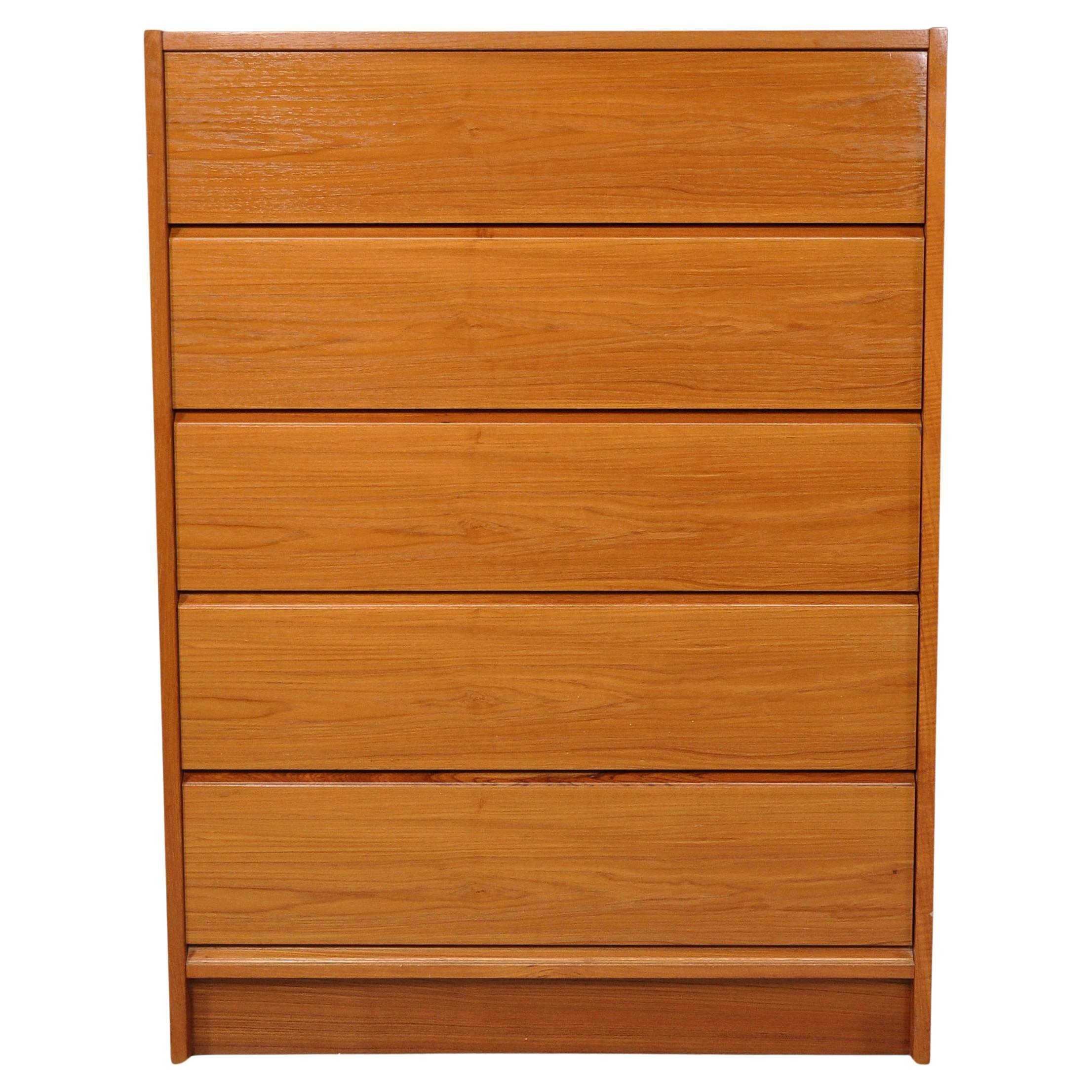 Scandinavian Modern Midcentury Danish Modern Teak Highboy Dresser