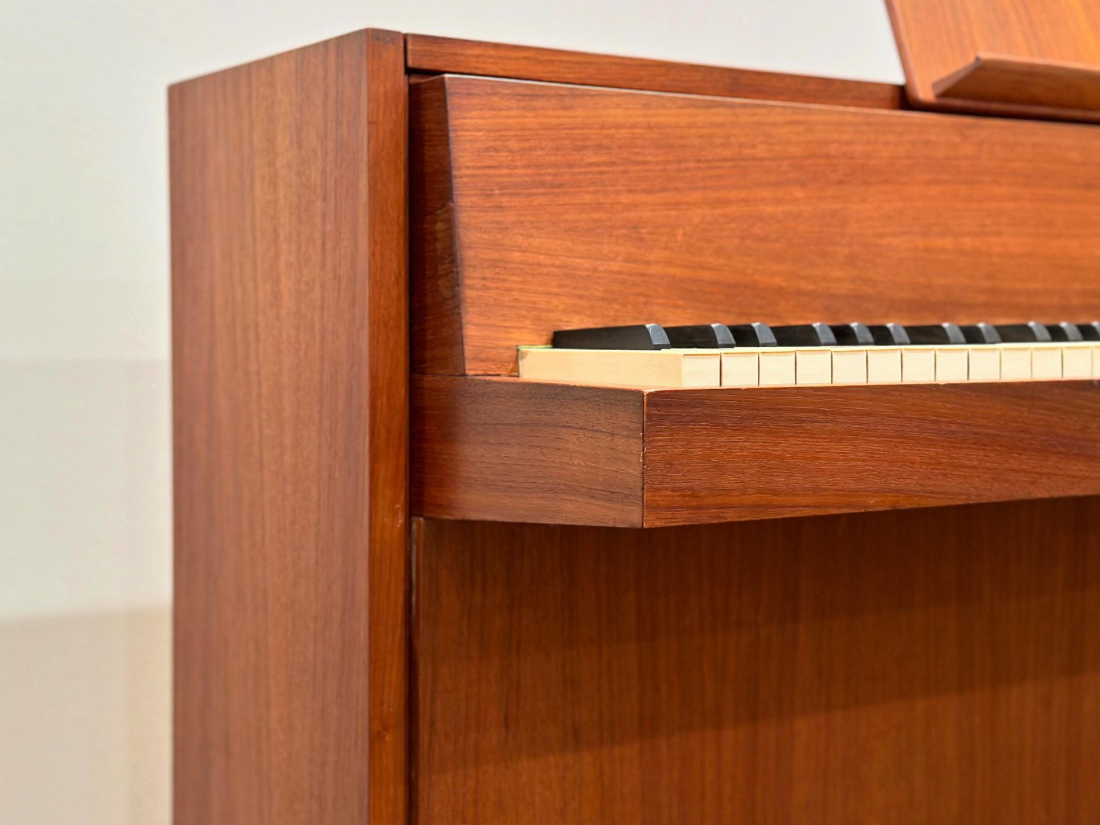 Midcentury Danish Modern Teak Pianette - Andreas Christensen - Hindsberg Dansk 11