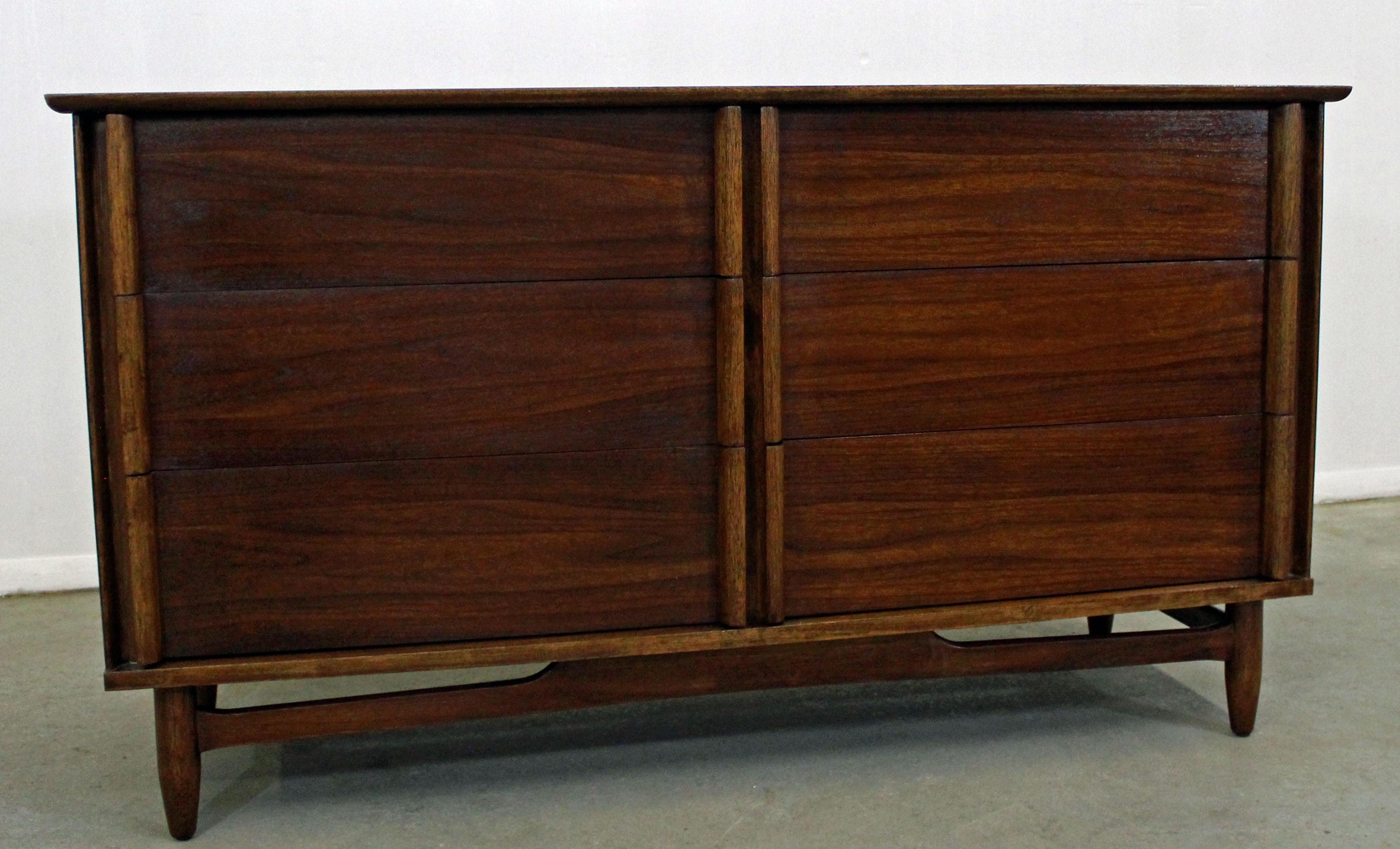 Mid-Century Modern Midcentury Danish Modern Walnut 6-Drawer Credenza or Dresser