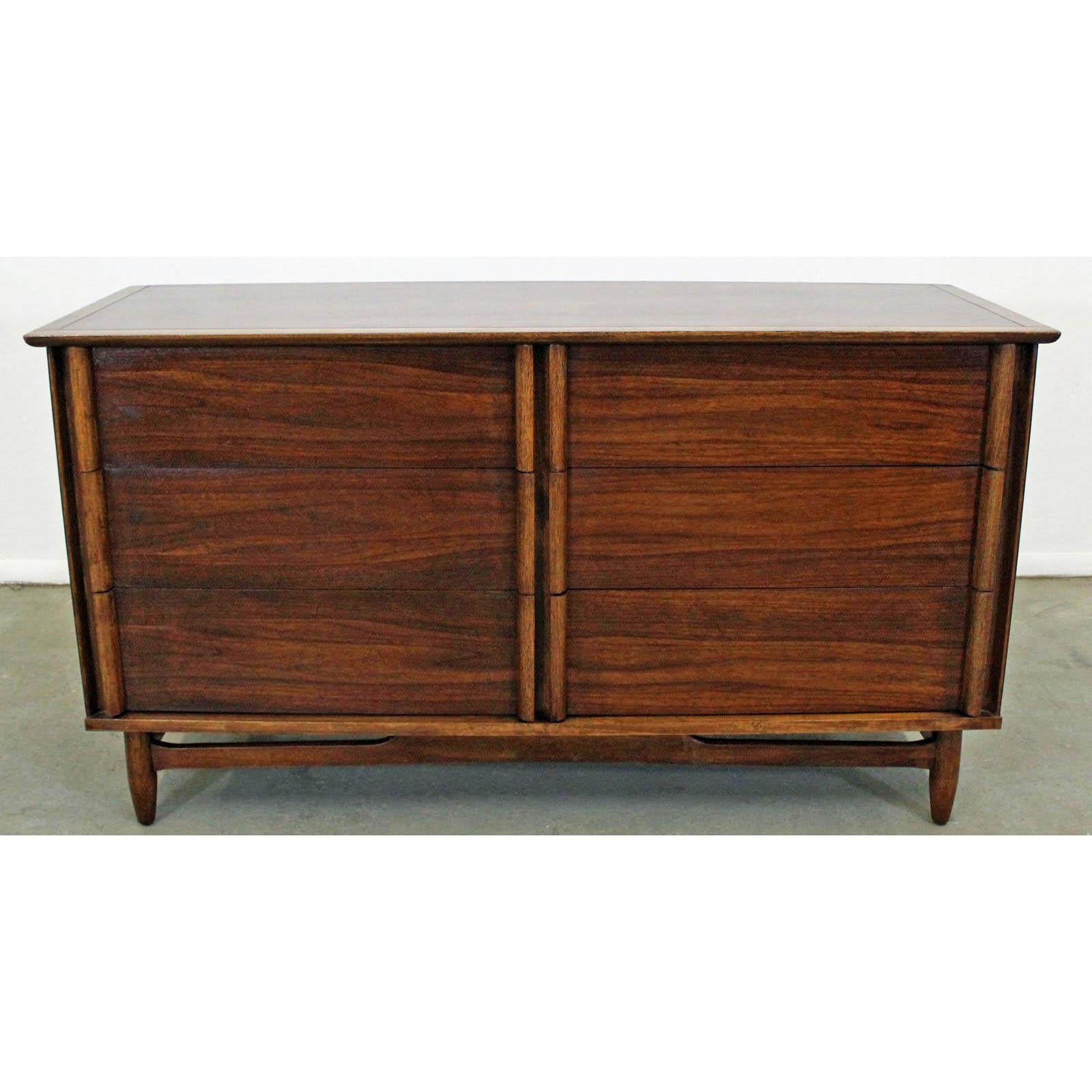 Mid-Century Modern Midcentury Danish Modern Walnut 6-Drawer Credenza or Dresser