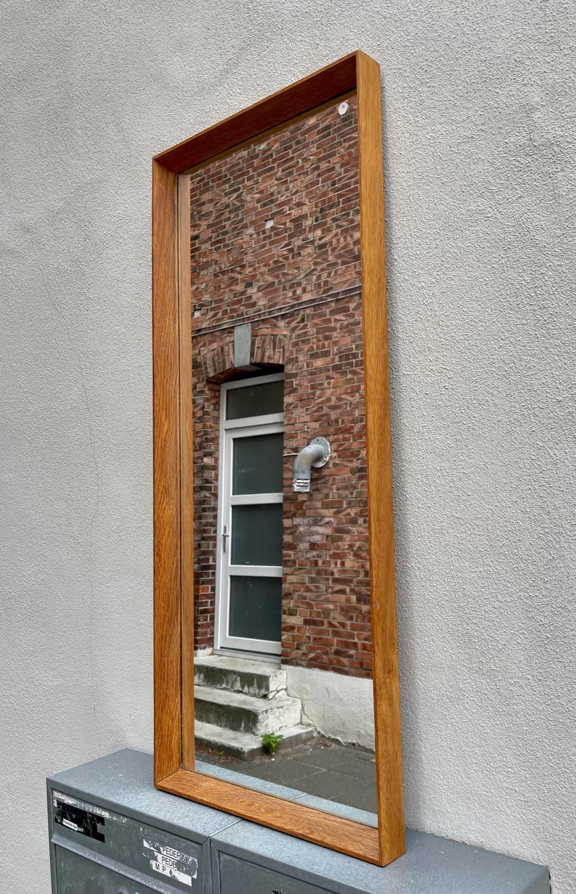 Mid-Century Danish Oak Wall Mirror by Aarhus Glasimport & Glassliberi, 1960s In Good Condition In Esbjerg, DK