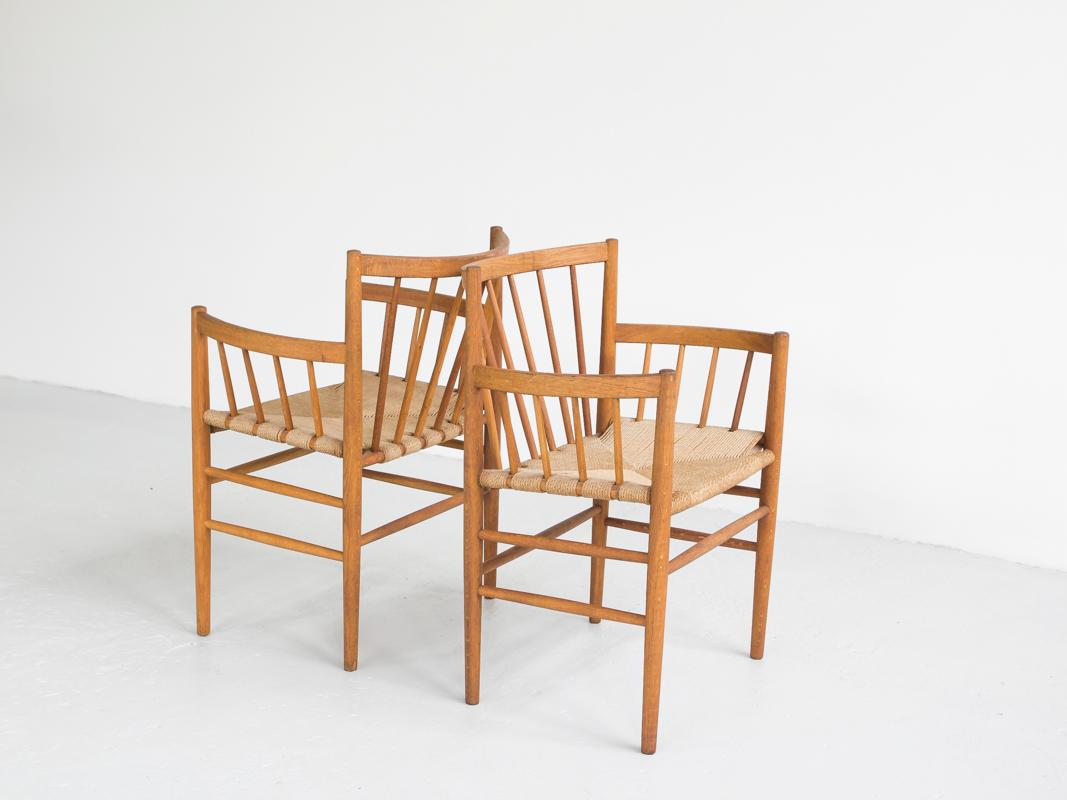 Midcentury Danish Pair of Chairs J81 by Jørgen Baekmark for FDB In Good Condition In Beveren, BE