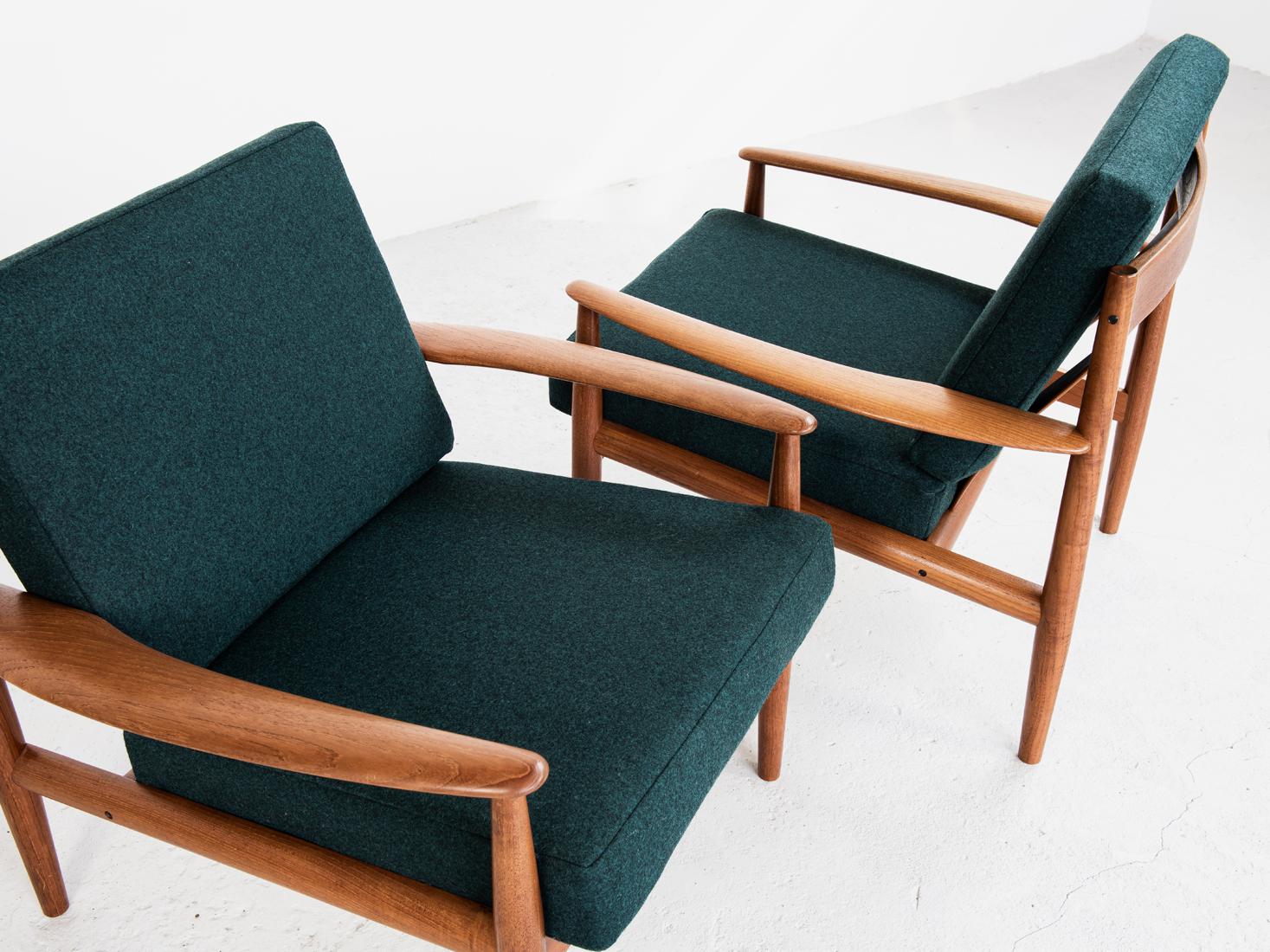 Midcentury Danish Pair of Easy Chairs in Teak by Grete Jalk for France & Søn In Good Condition For Sale In Beveren, BE