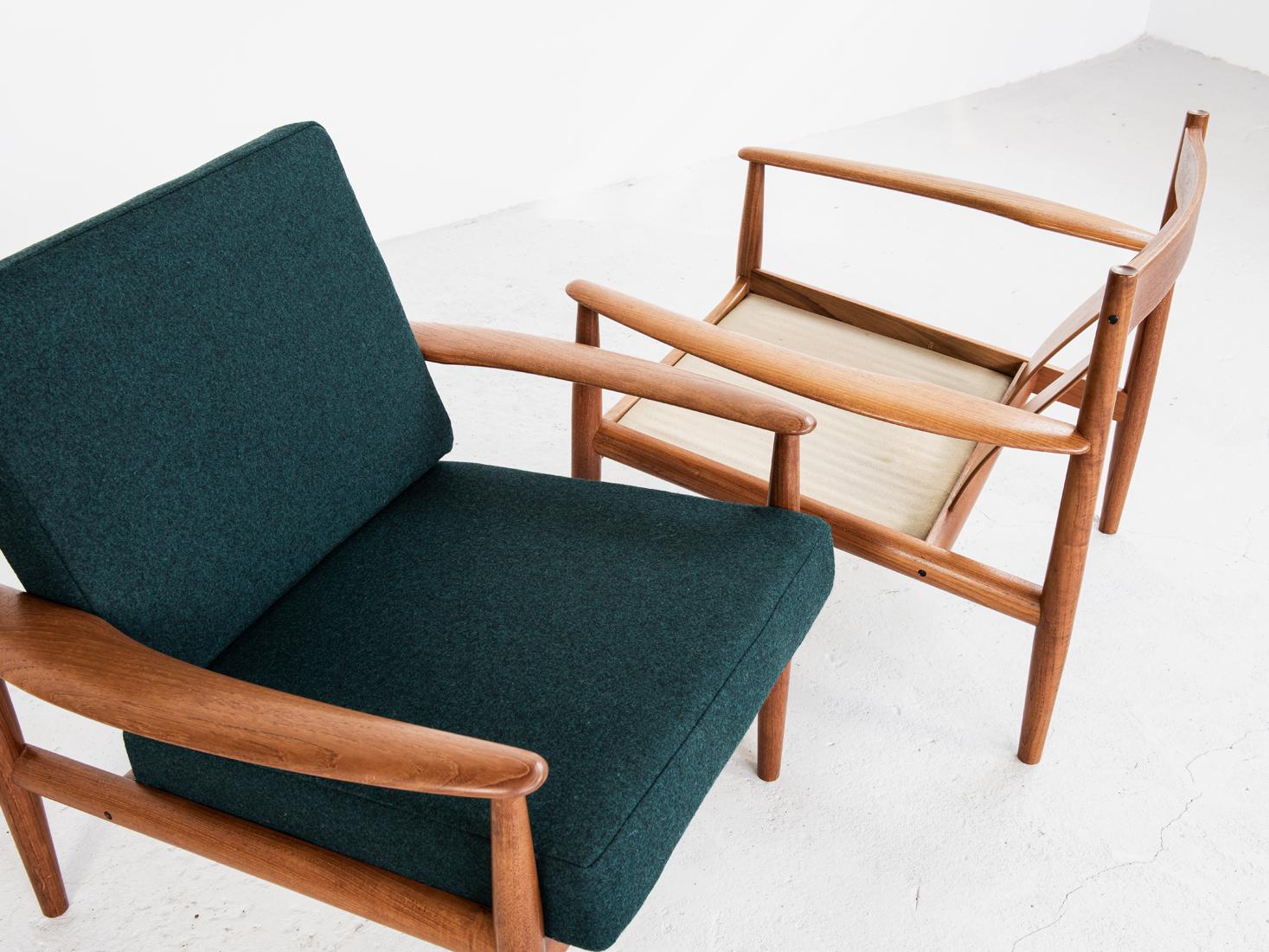 20th Century Midcentury Danish Pair of Easy Chairs in Teak by Grete Jalk for France & Søn For Sale
