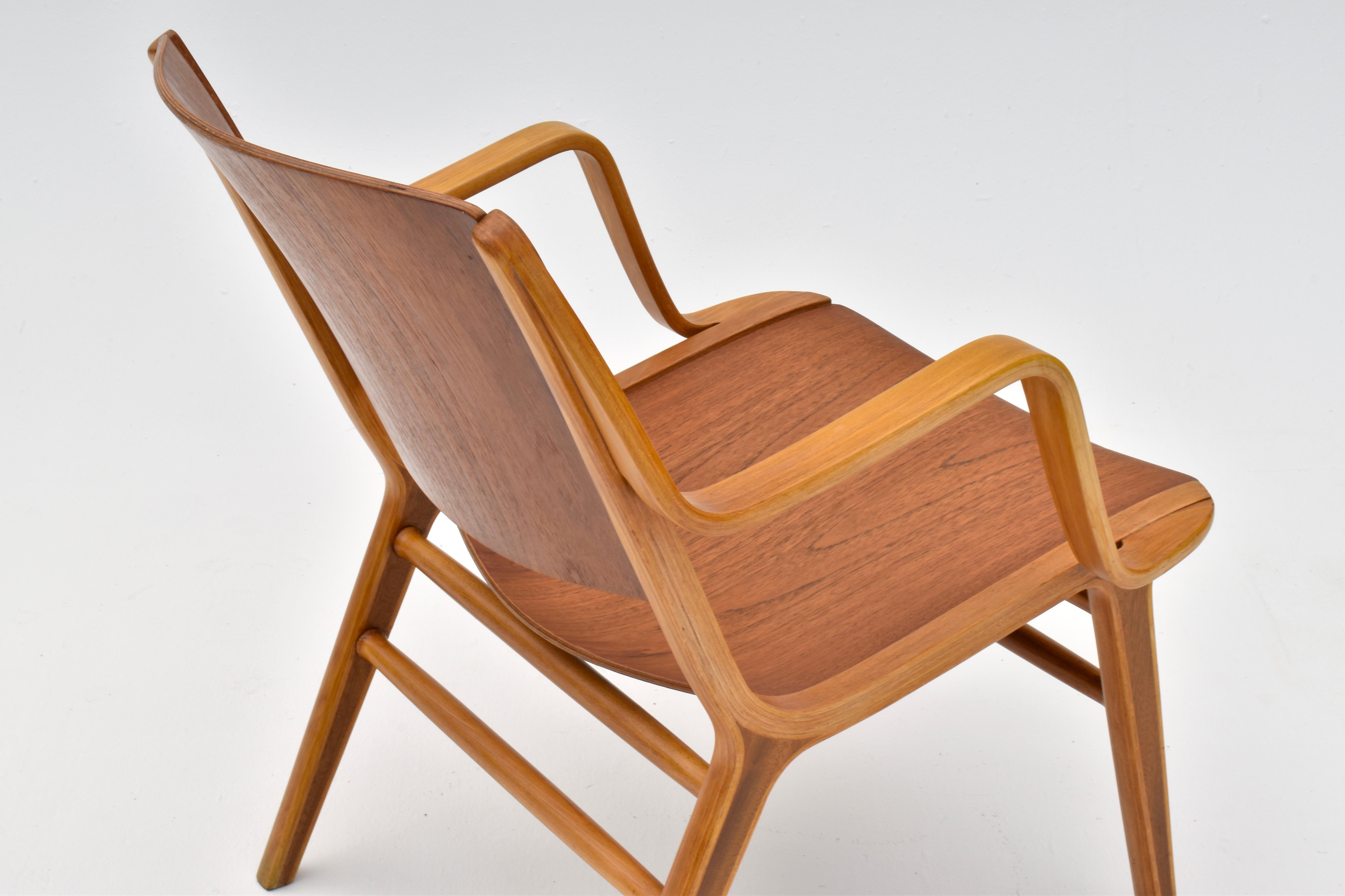 Midcentury Danish Peter Hvidt AX Chair For Fritz Hansen For Sale 9