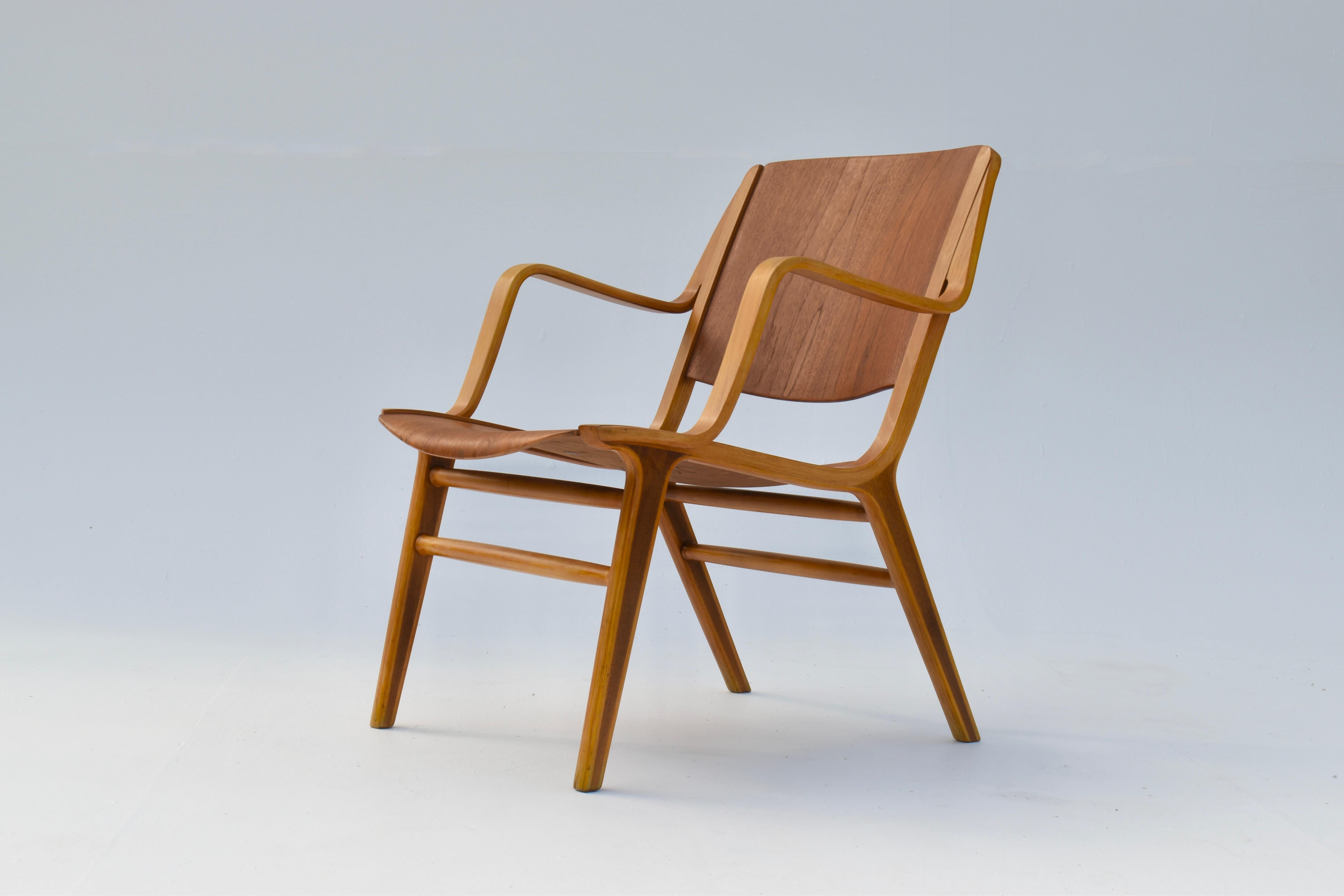 Scandinavian Modern Midcentury Danish Peter Hvidt AX Chair For Fritz Hansen For Sale